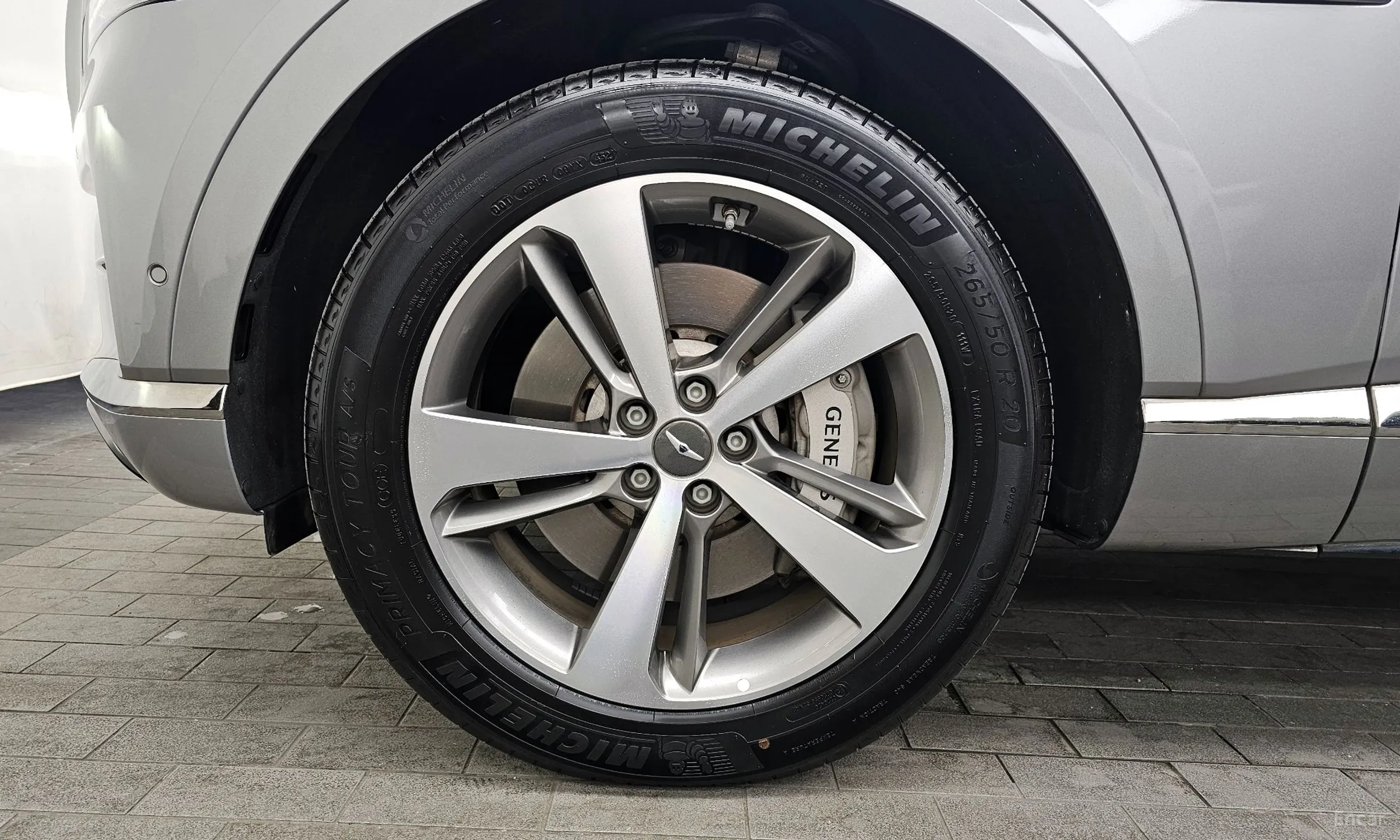 Genesis GV80 превью 5