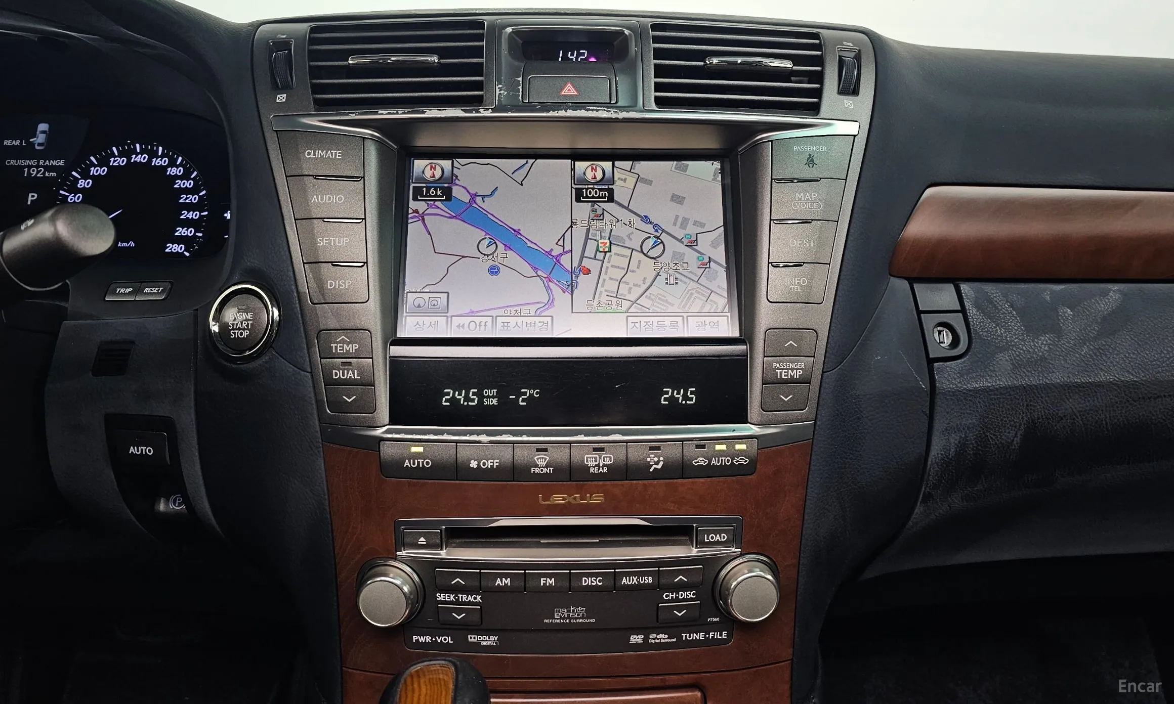 Lexus LS460 превью 14