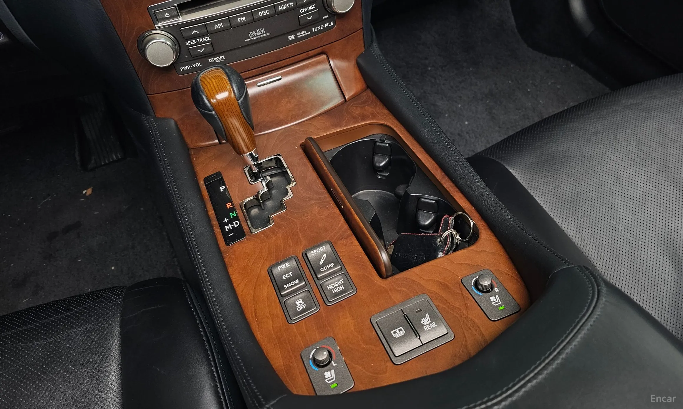 Lexus LS460 превью 9