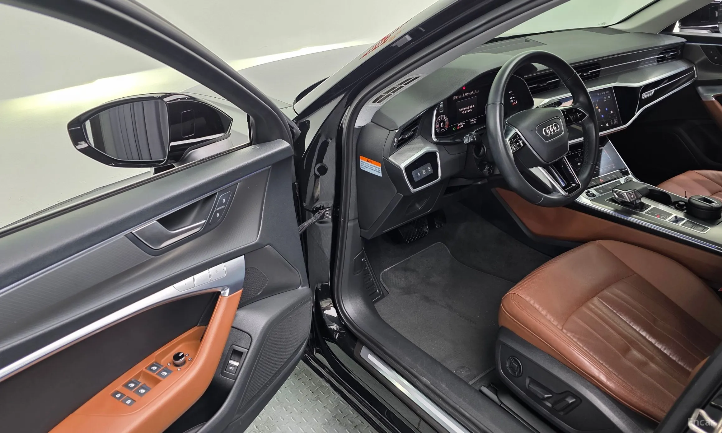 Audi A6 (C8) превью 13