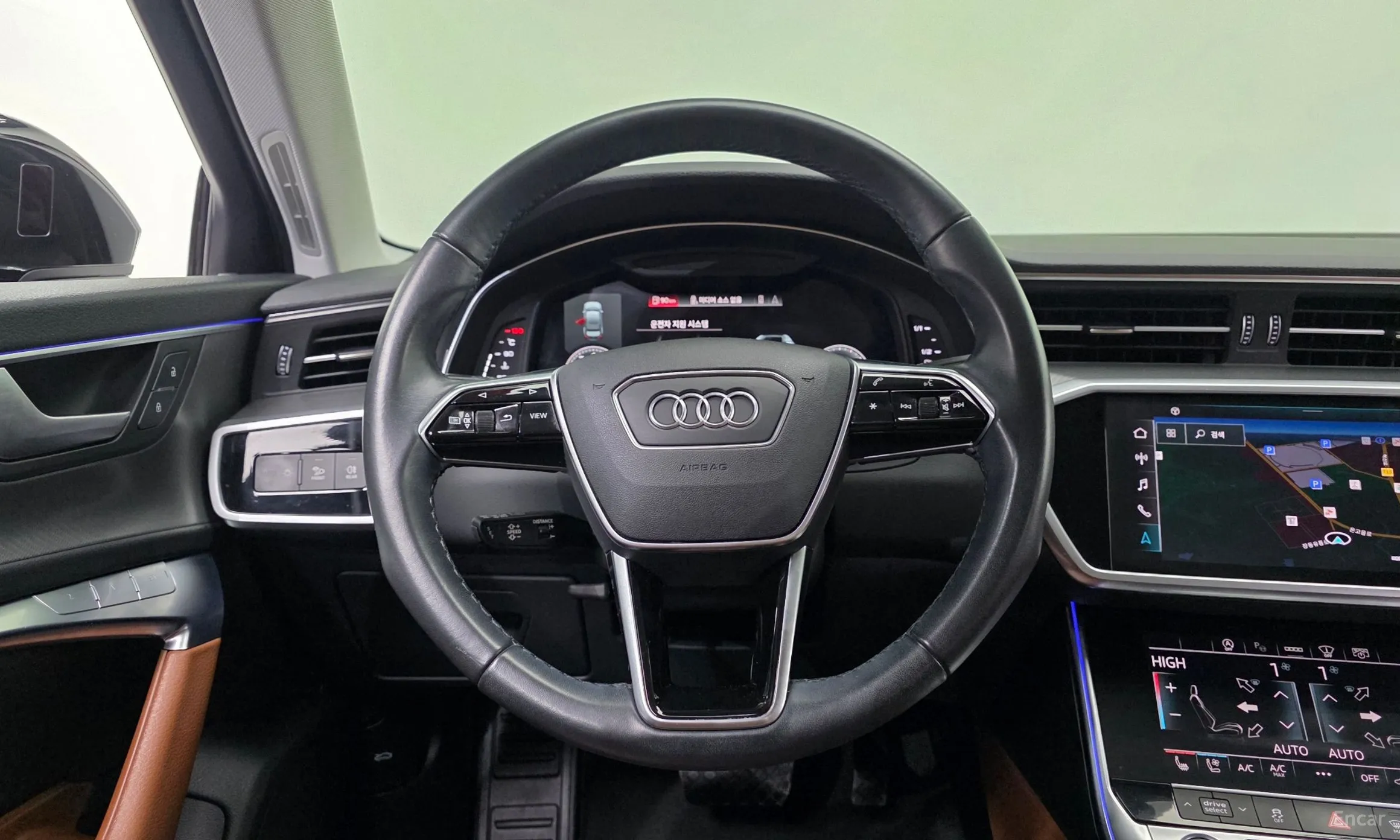 Audi A6 (C8) превью 14