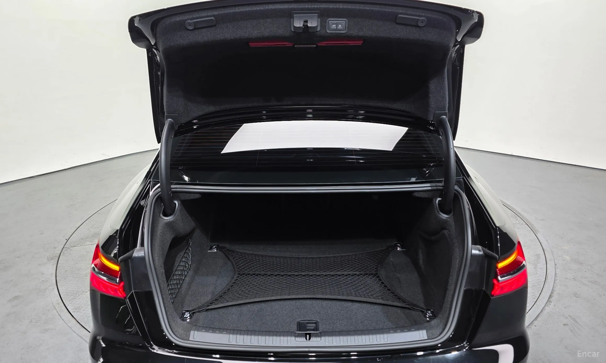 Audi A6 (C8) превью 20