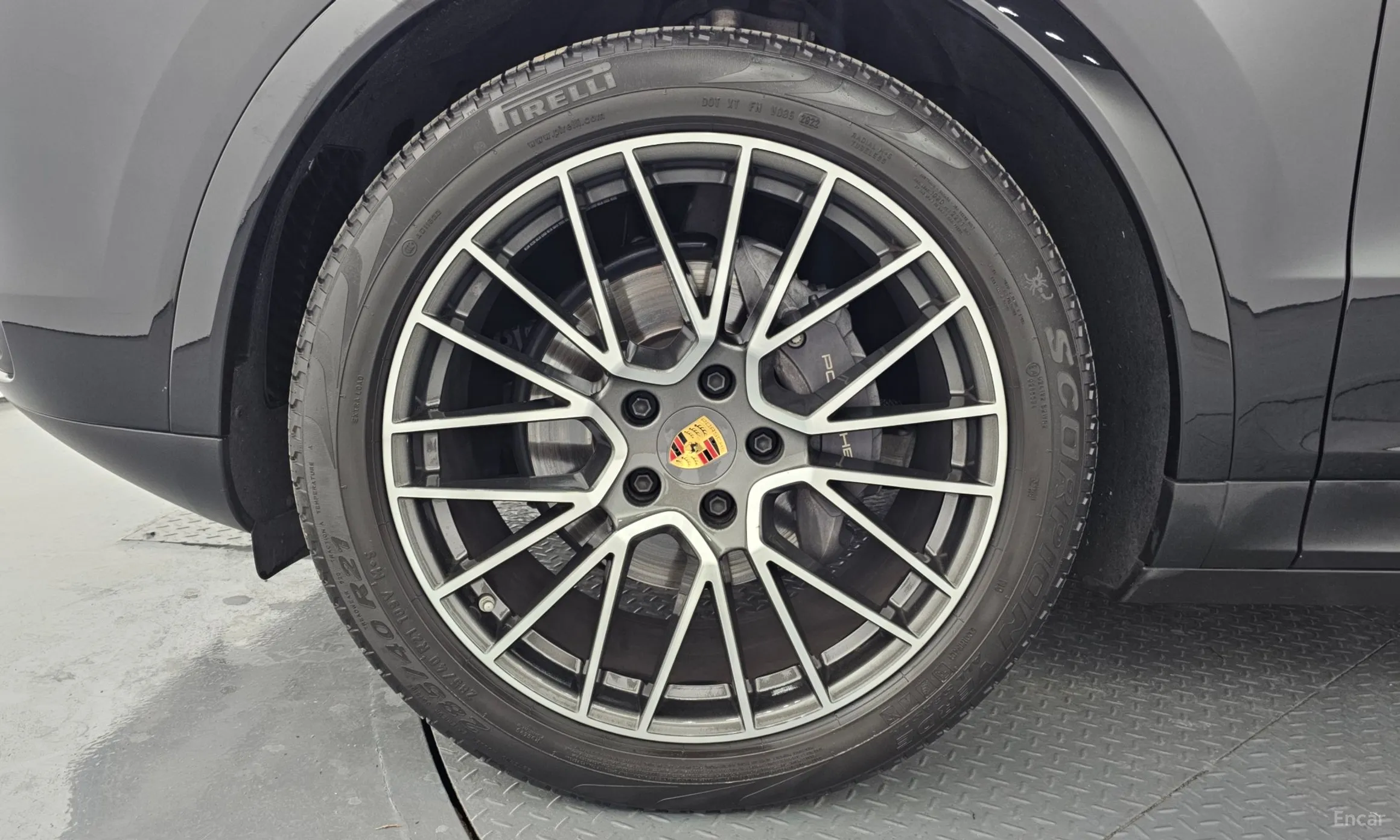 Porsche Cayenne (PO536) превью 5
