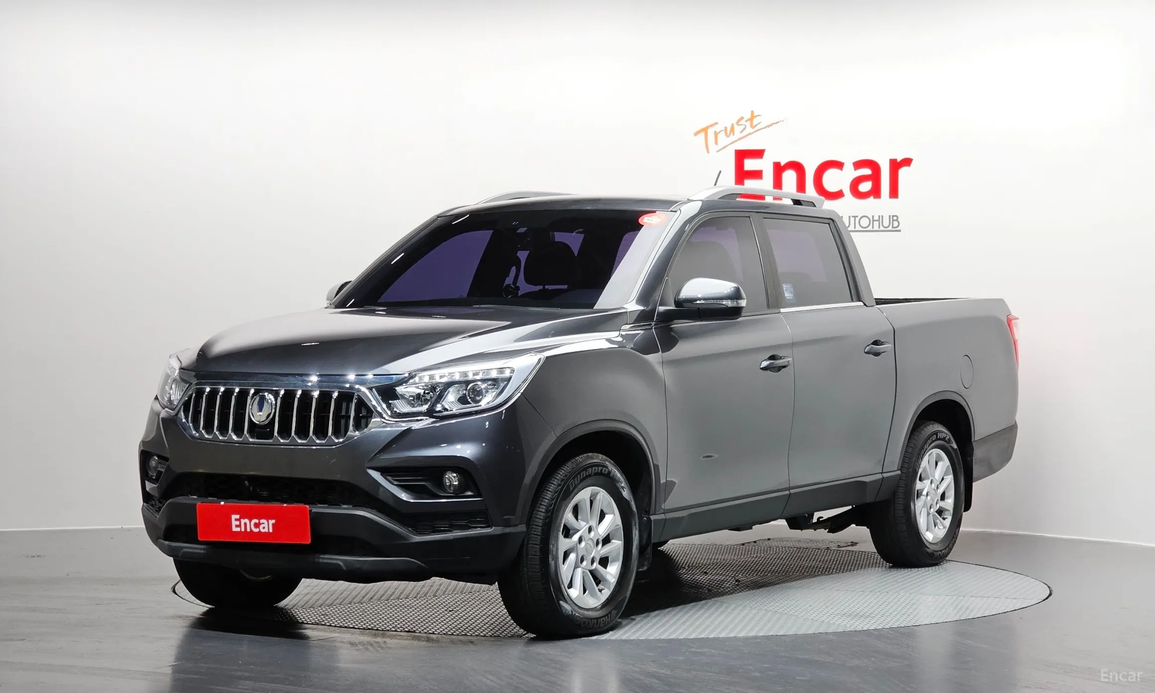 Rexton Sports Khan
