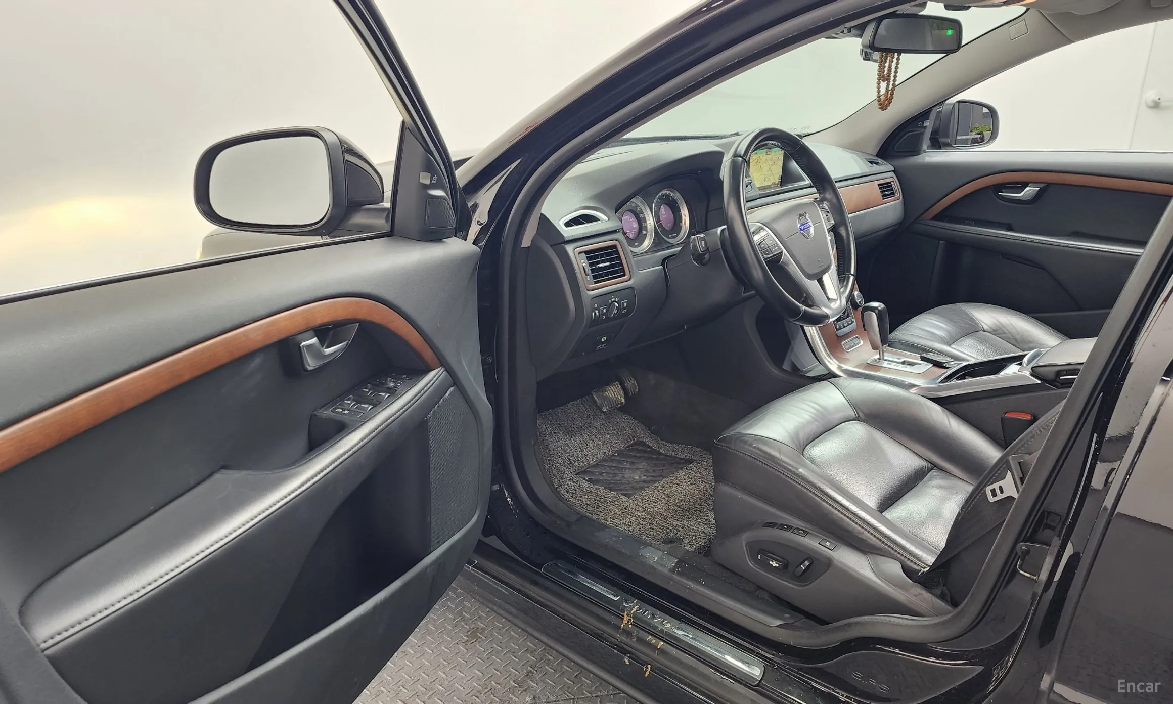 Volvo S80 превью 10