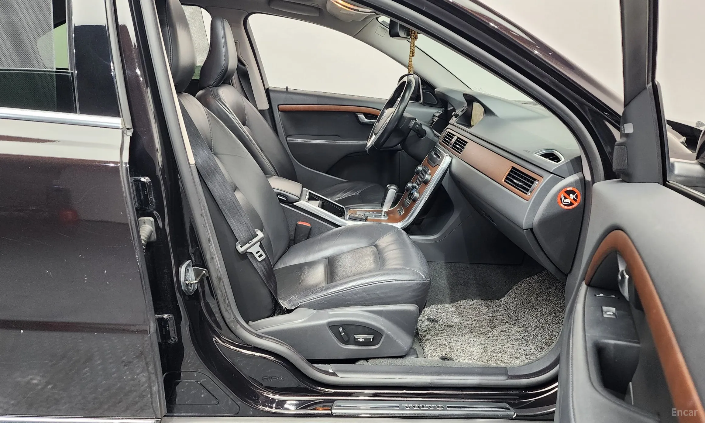 Volvo S80 превью 11