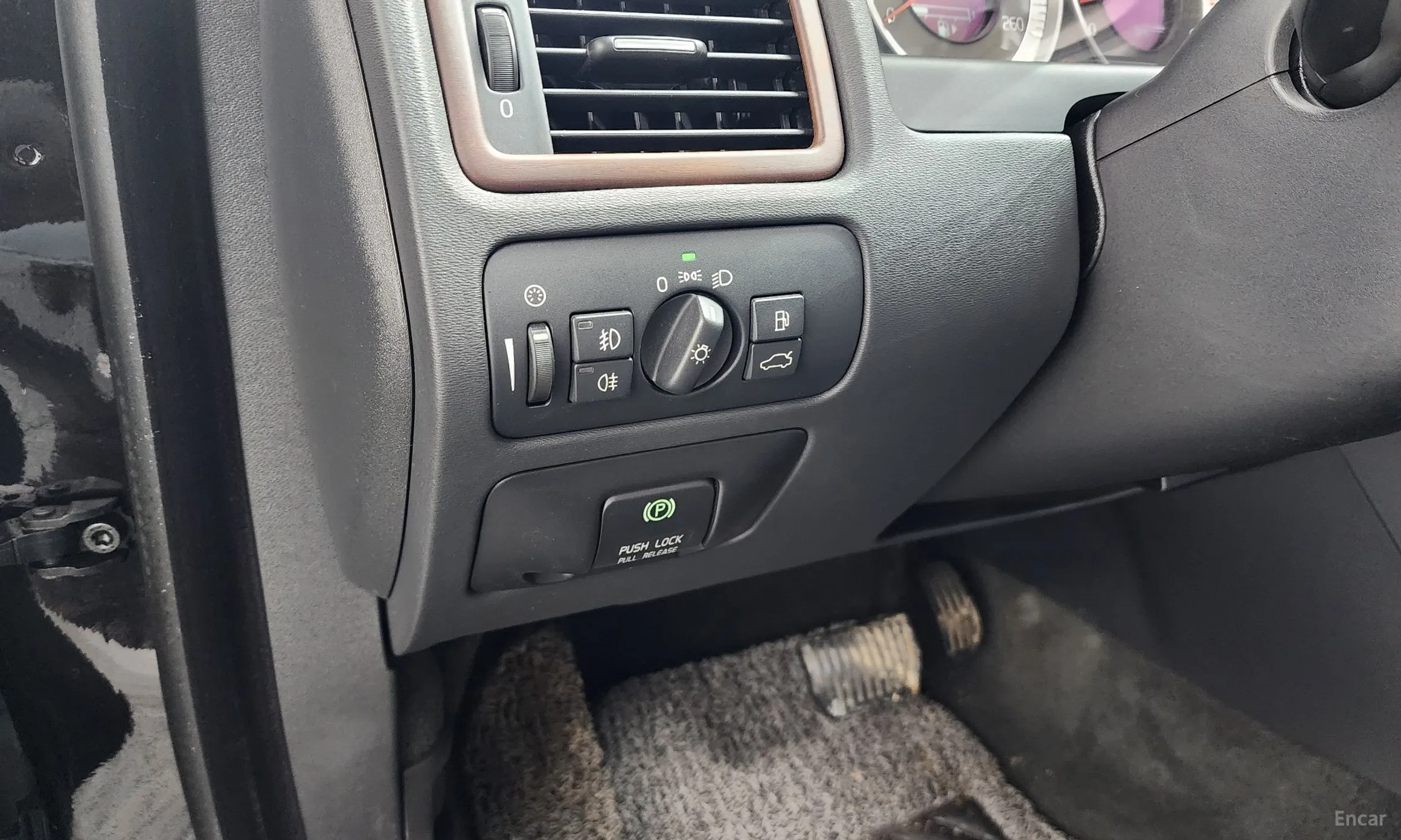 Volvo S80 превью 14