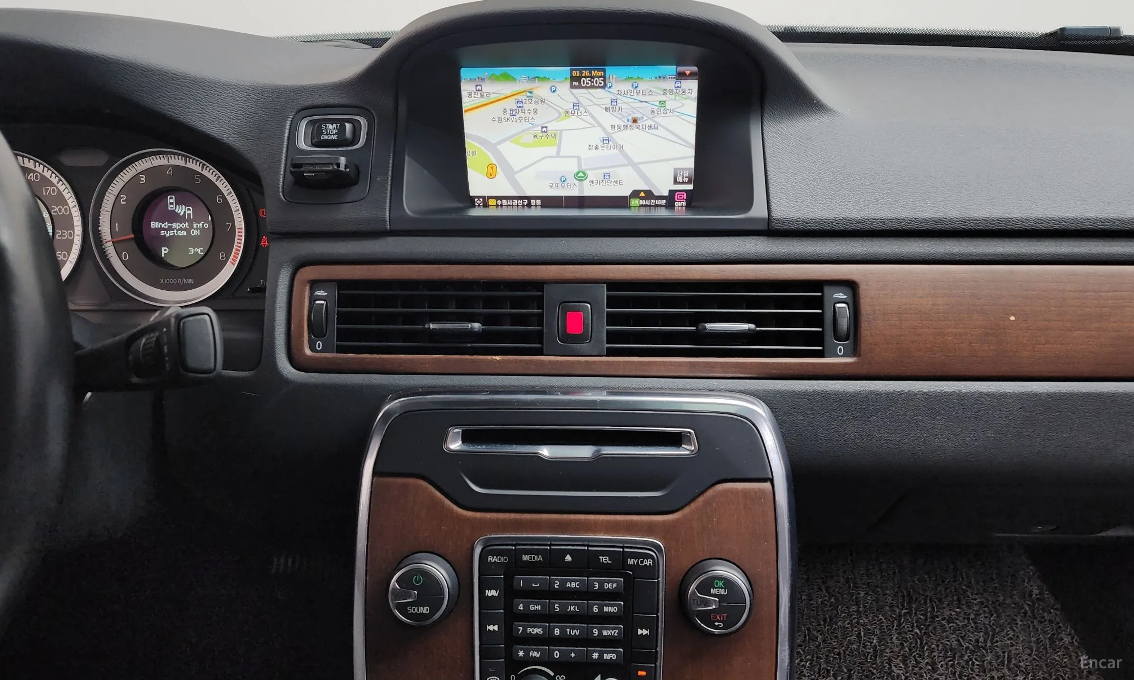 Volvo S80 превью 15