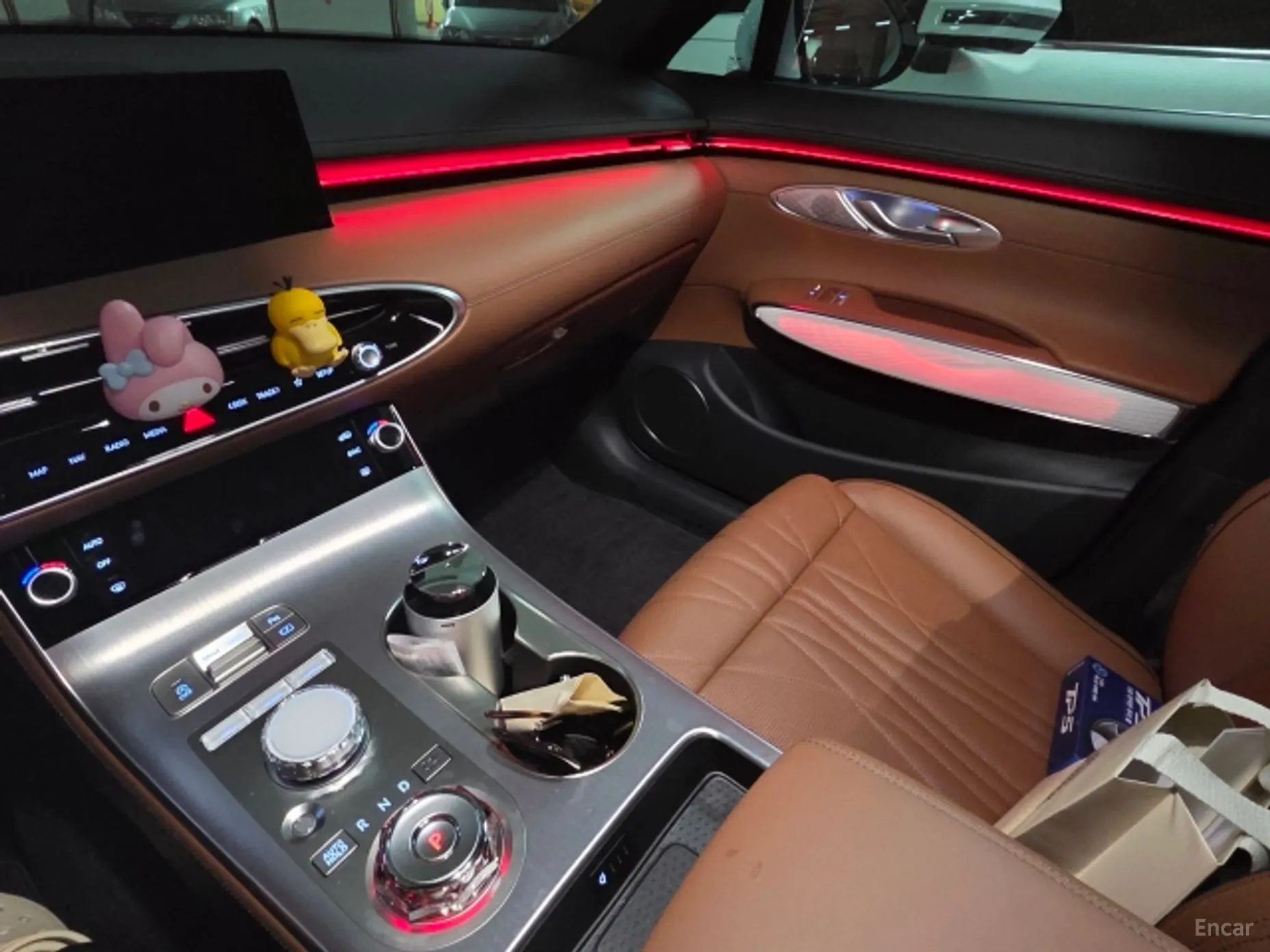 Genesis GV70 превью 11