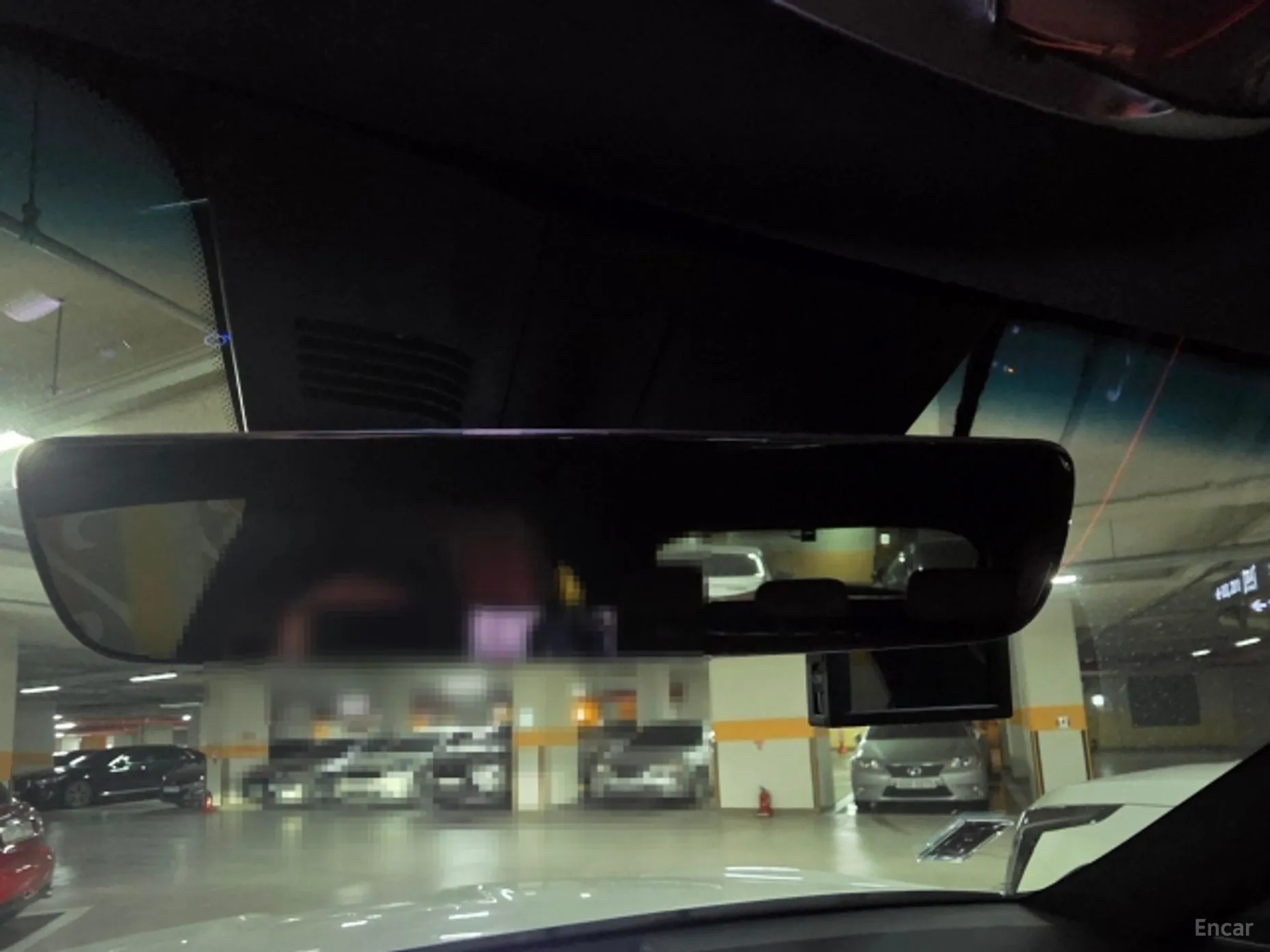 Genesis GV70 превью 9