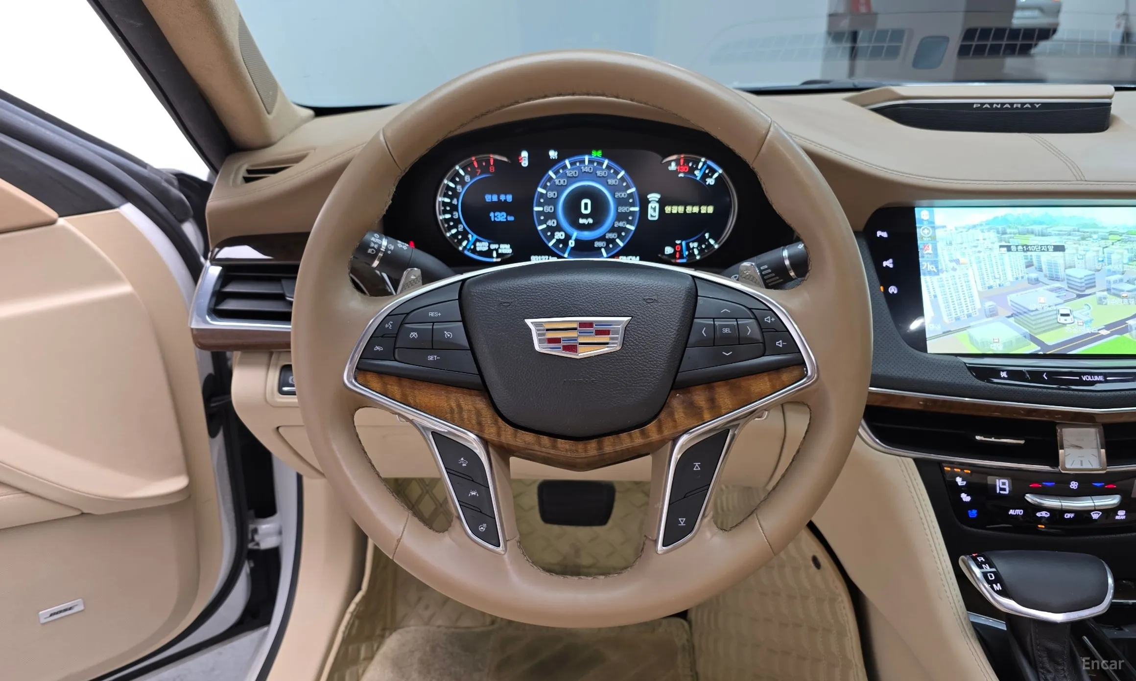 Cadillac CT6 превью 14