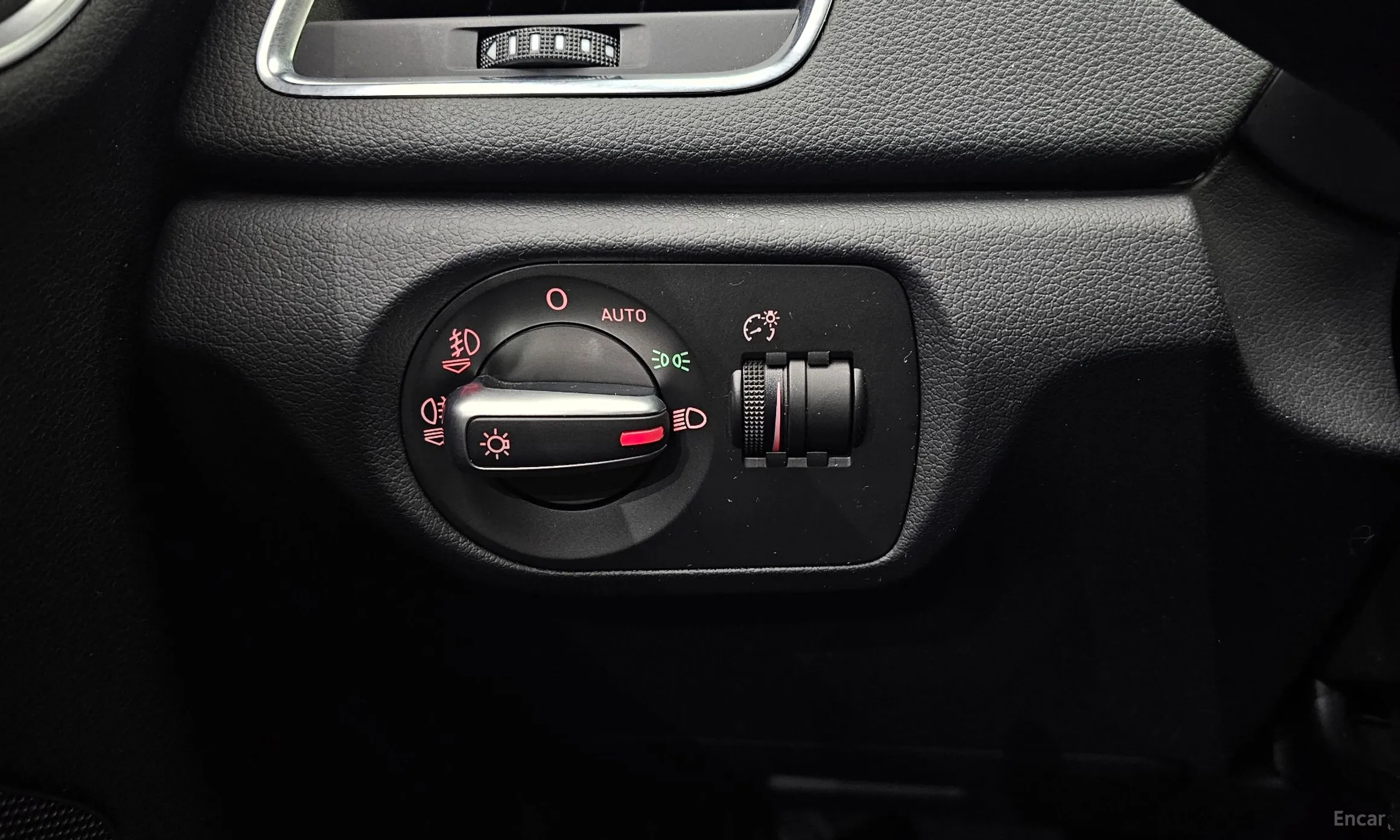 Audi Q3 превью 17