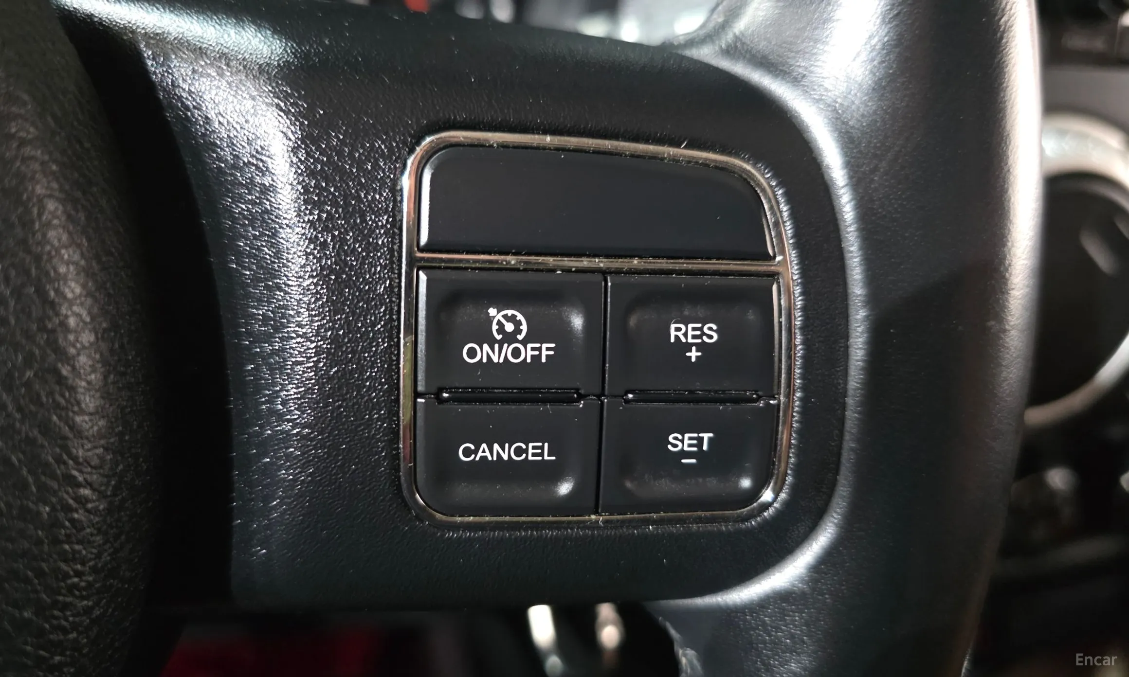 Jeep Wrangler (JK) превью 18