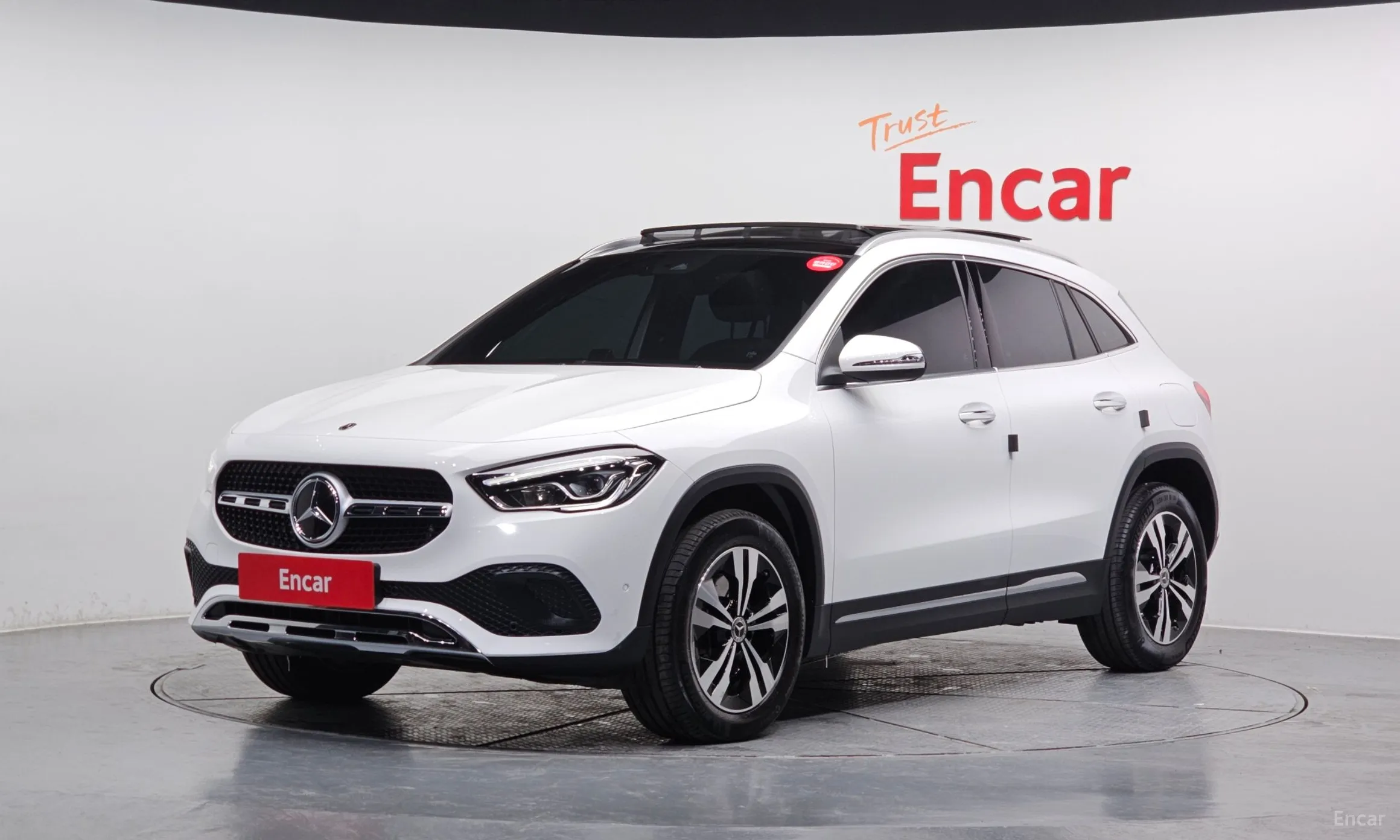 Mercedes Benz GLA-Class H247