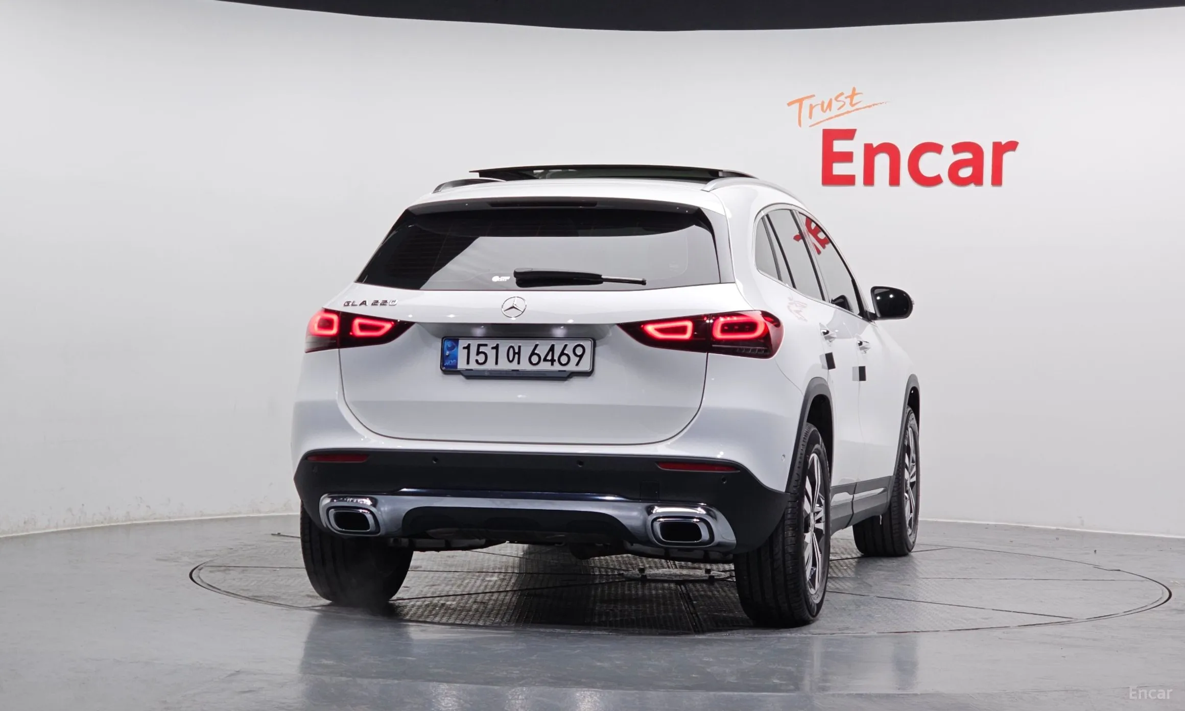 Mercedes Benz GLA-Class H247 превью 4