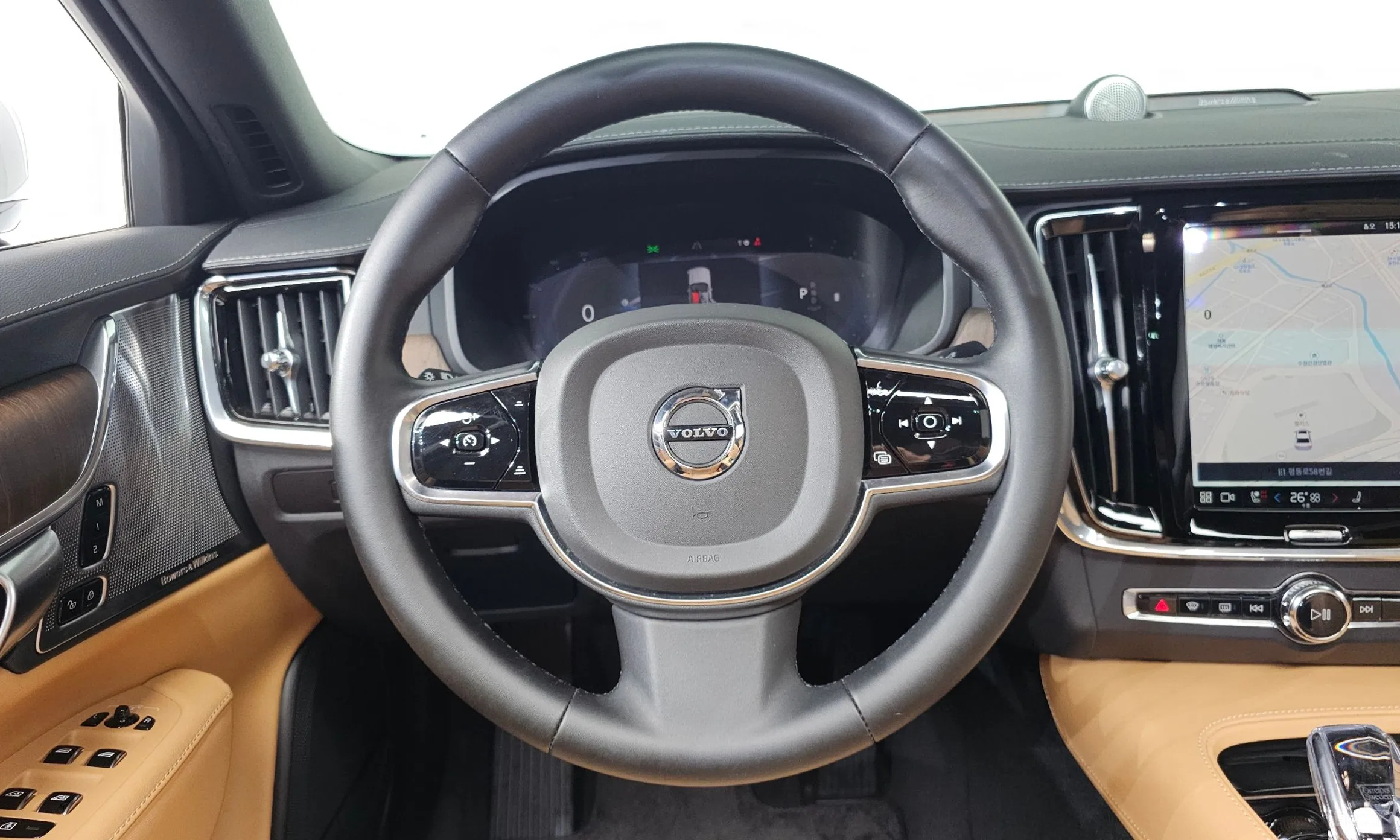 Volvo S90 превью 13