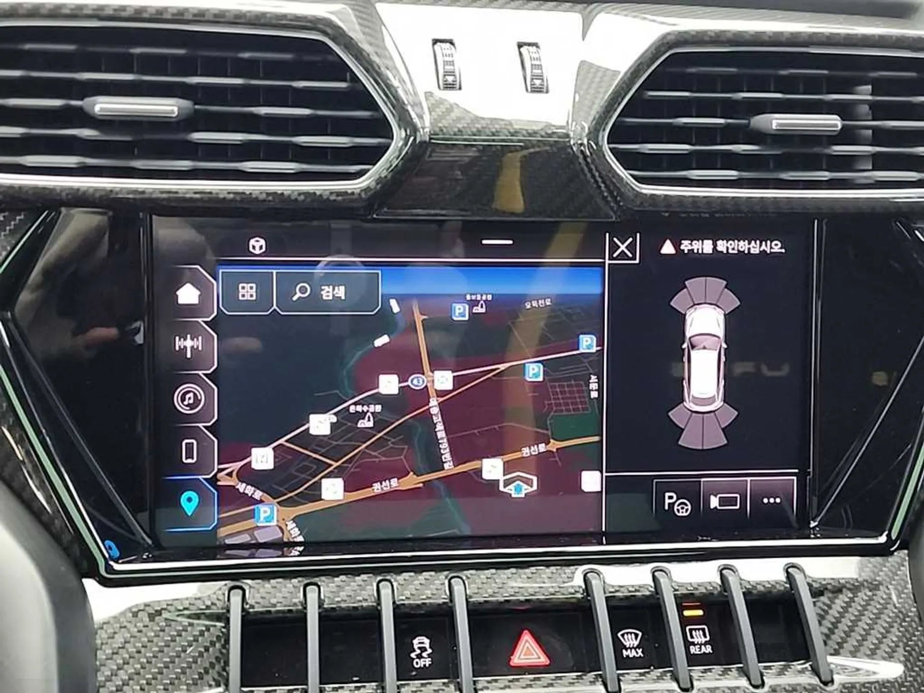 Lamborghini Urus превью 15