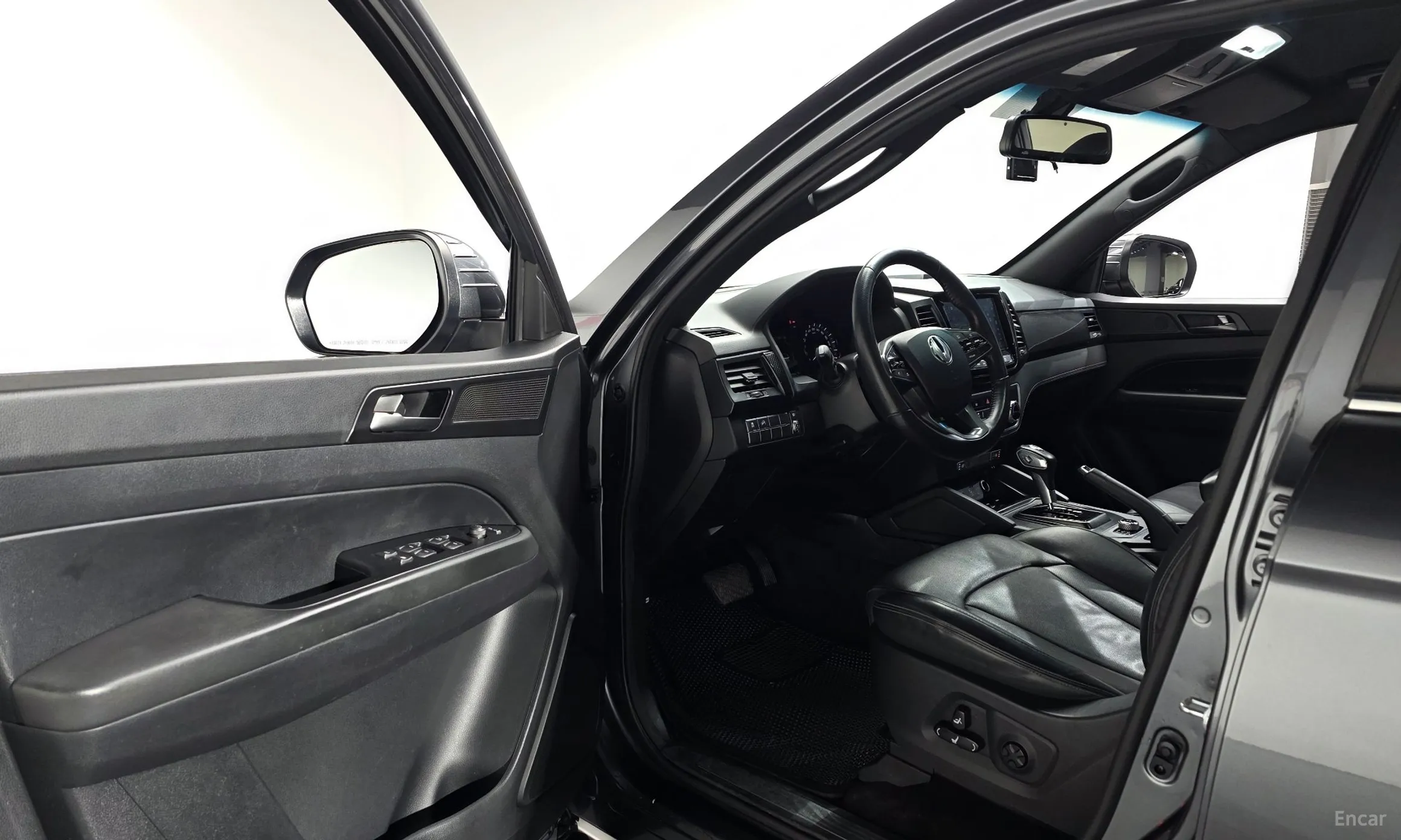 KG Mobility (SsangYong) Rexton Sports Khan превью 12