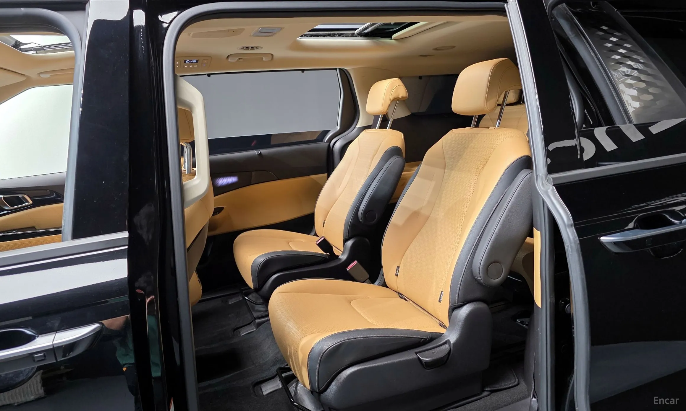 Kia Carnival Gen 4 превью 11