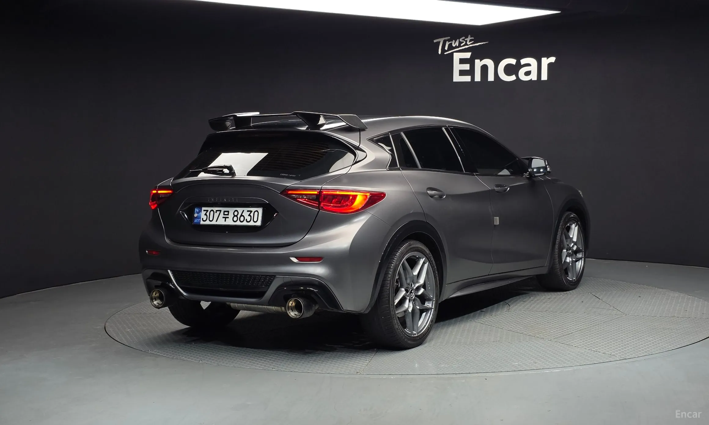 Infiniti Q30 превью 2