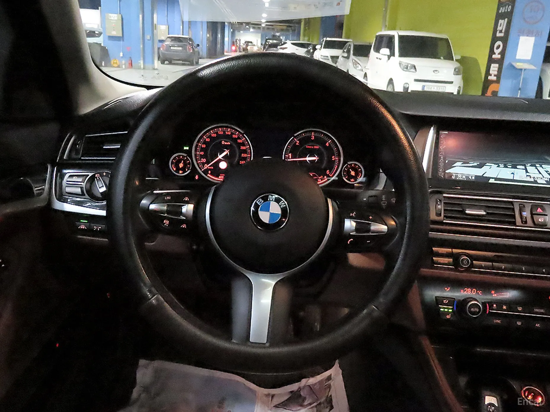 BMW 5 Series (F10) превью 11