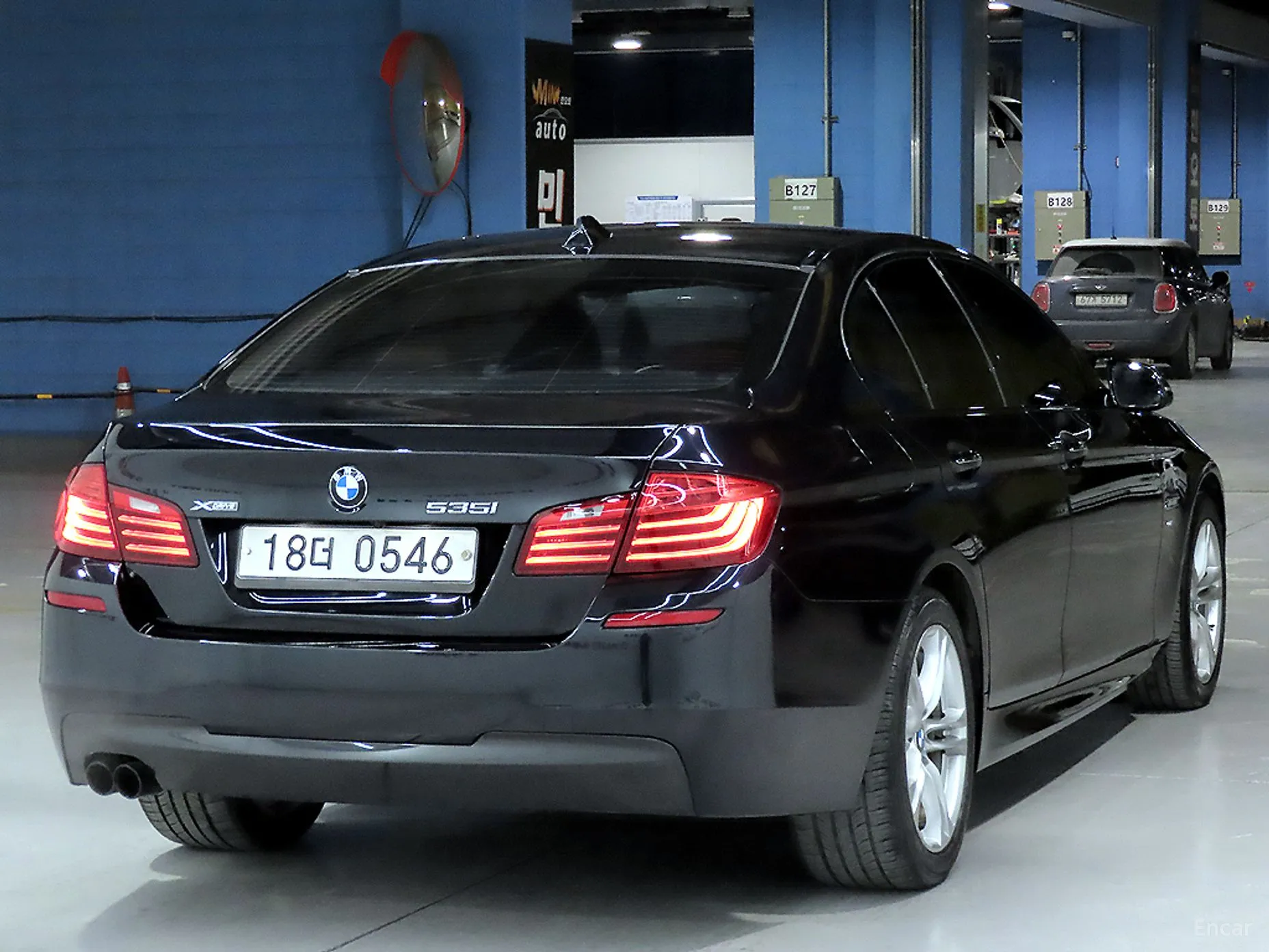 BMW 5 Series (F10) превью 3