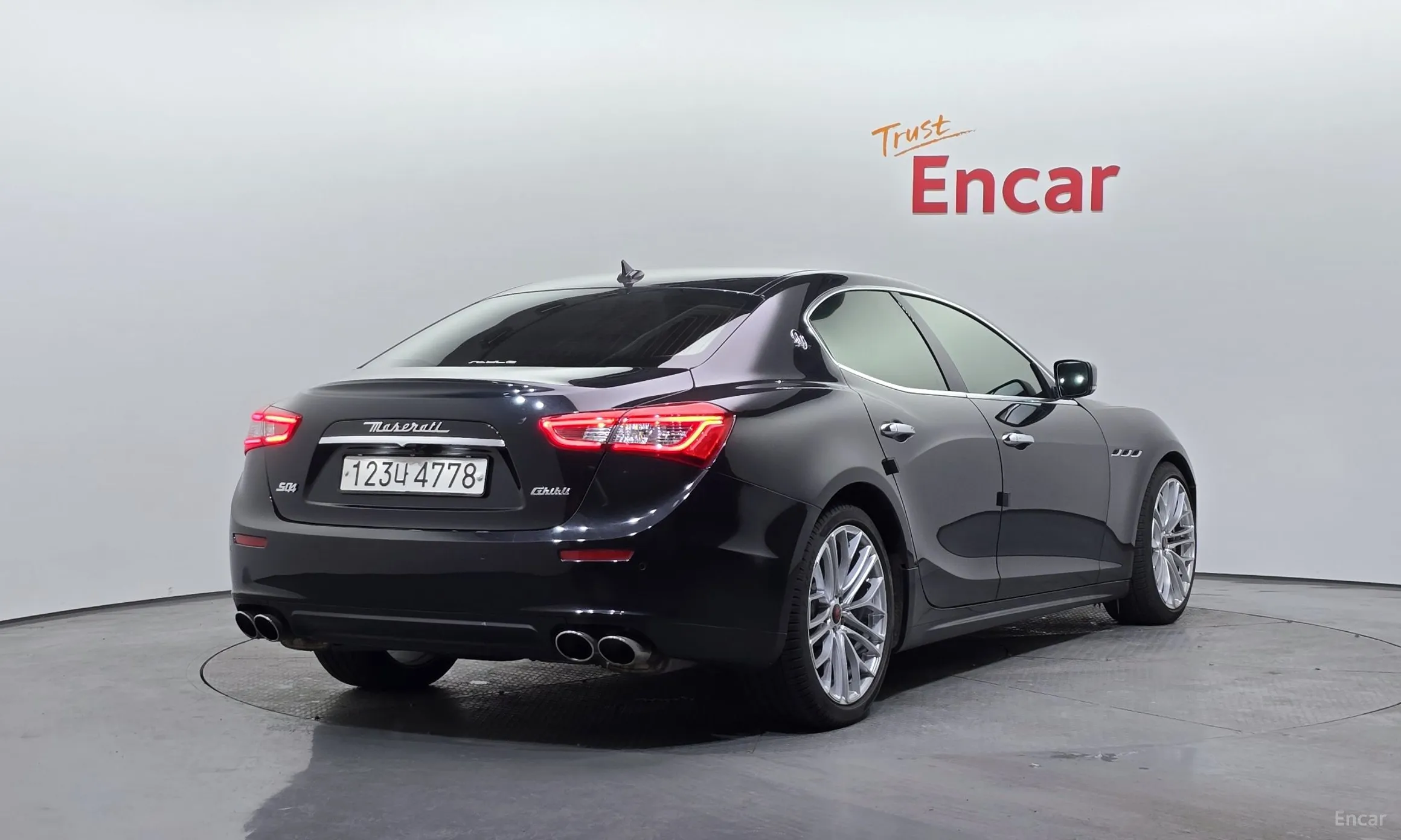 Maserati Ghibli превью 2