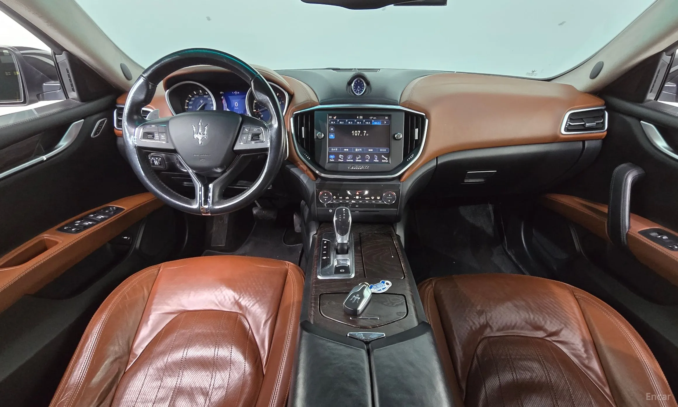 Maserati Ghibli превью 7