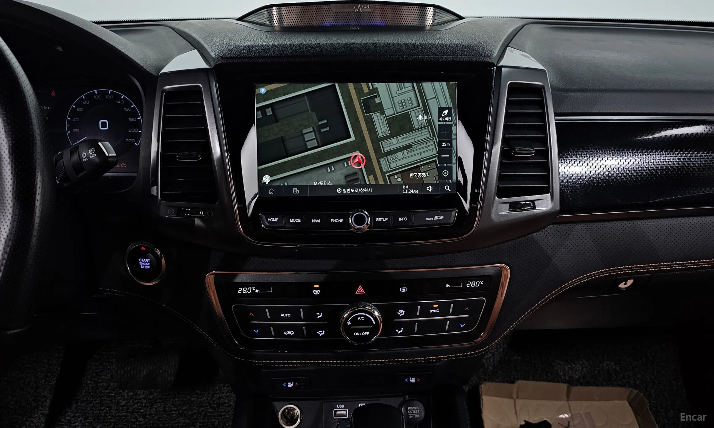 KG Mobility (SsangYong) Rexton Sports Khan превью 14