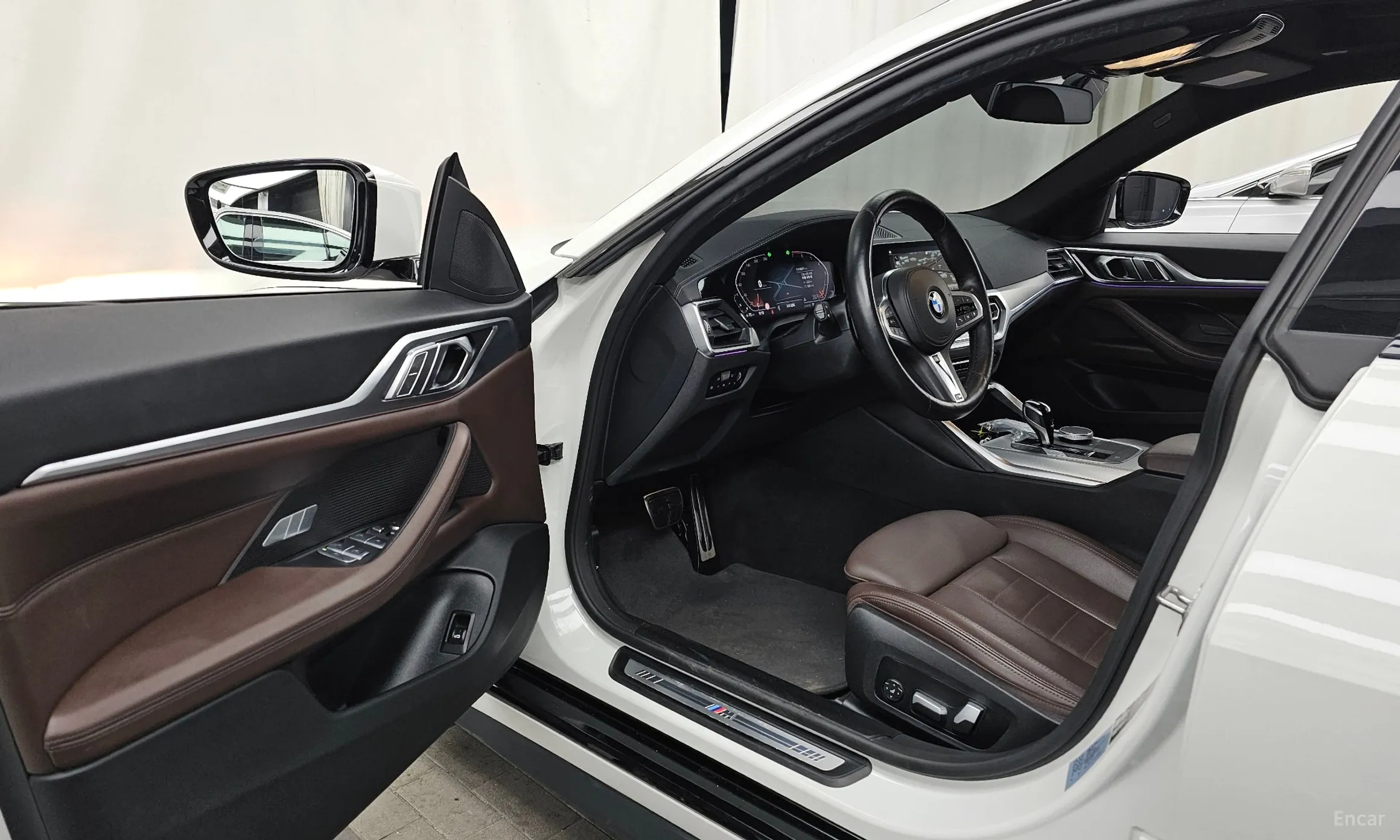 BMW Series 4 (G22) превью 10