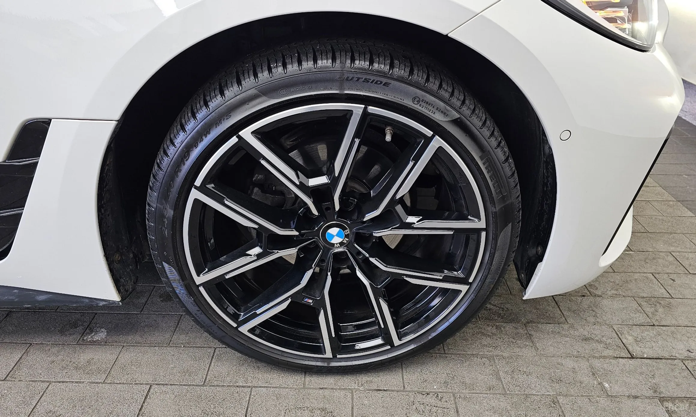 BMW Series 4 (G22) превью 5