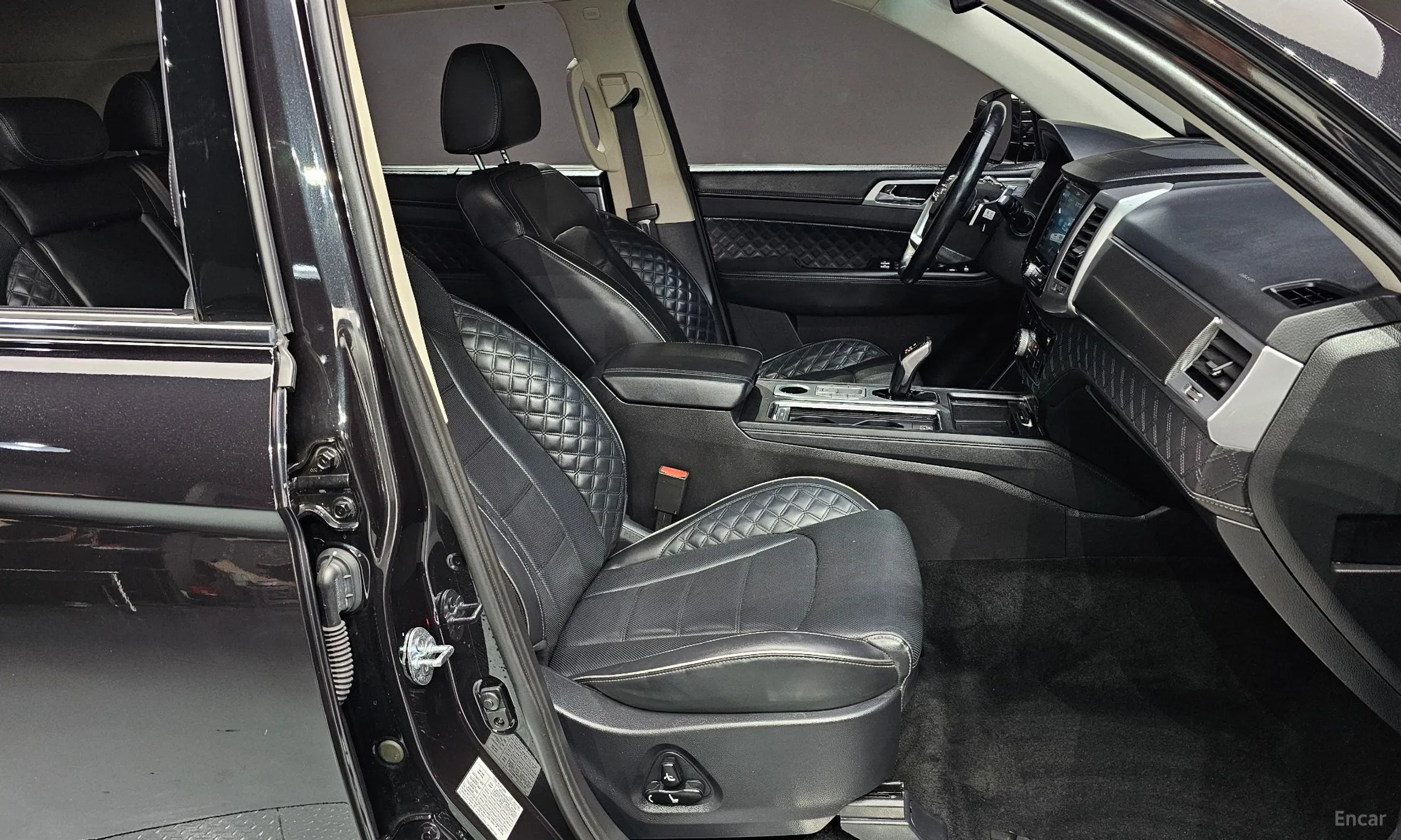 KG Mobility (SsangYong) Rexton превью 10