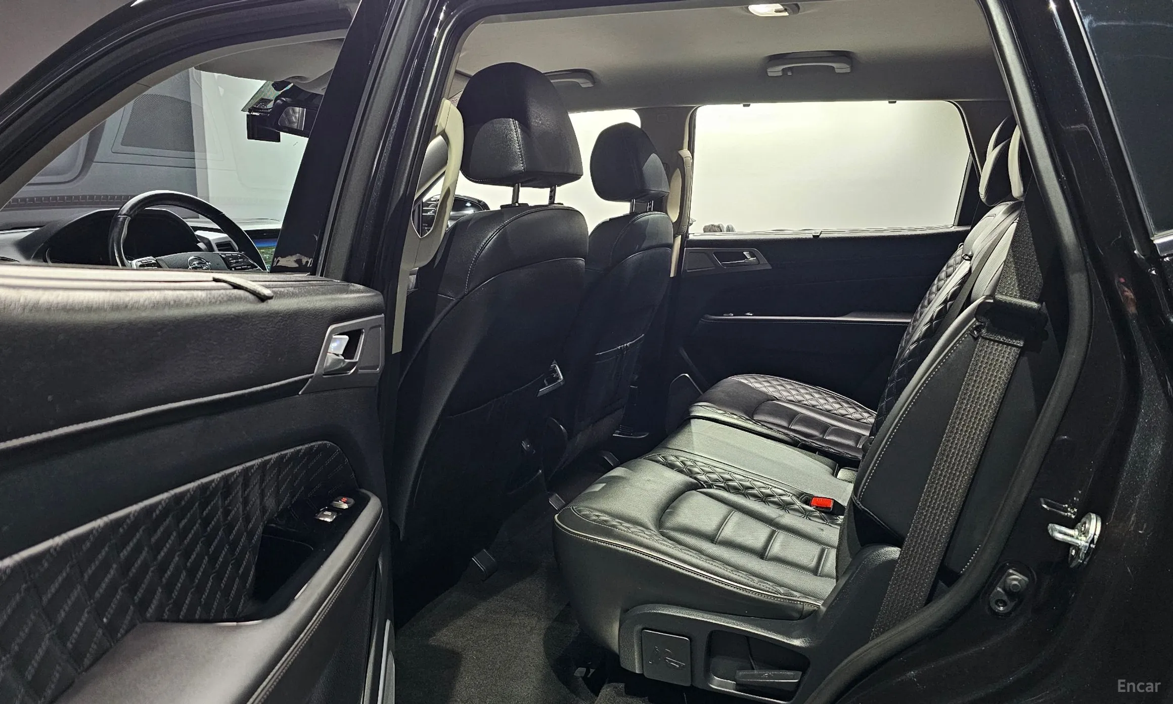 KG Mobility (SsangYong) Rexton превью 12