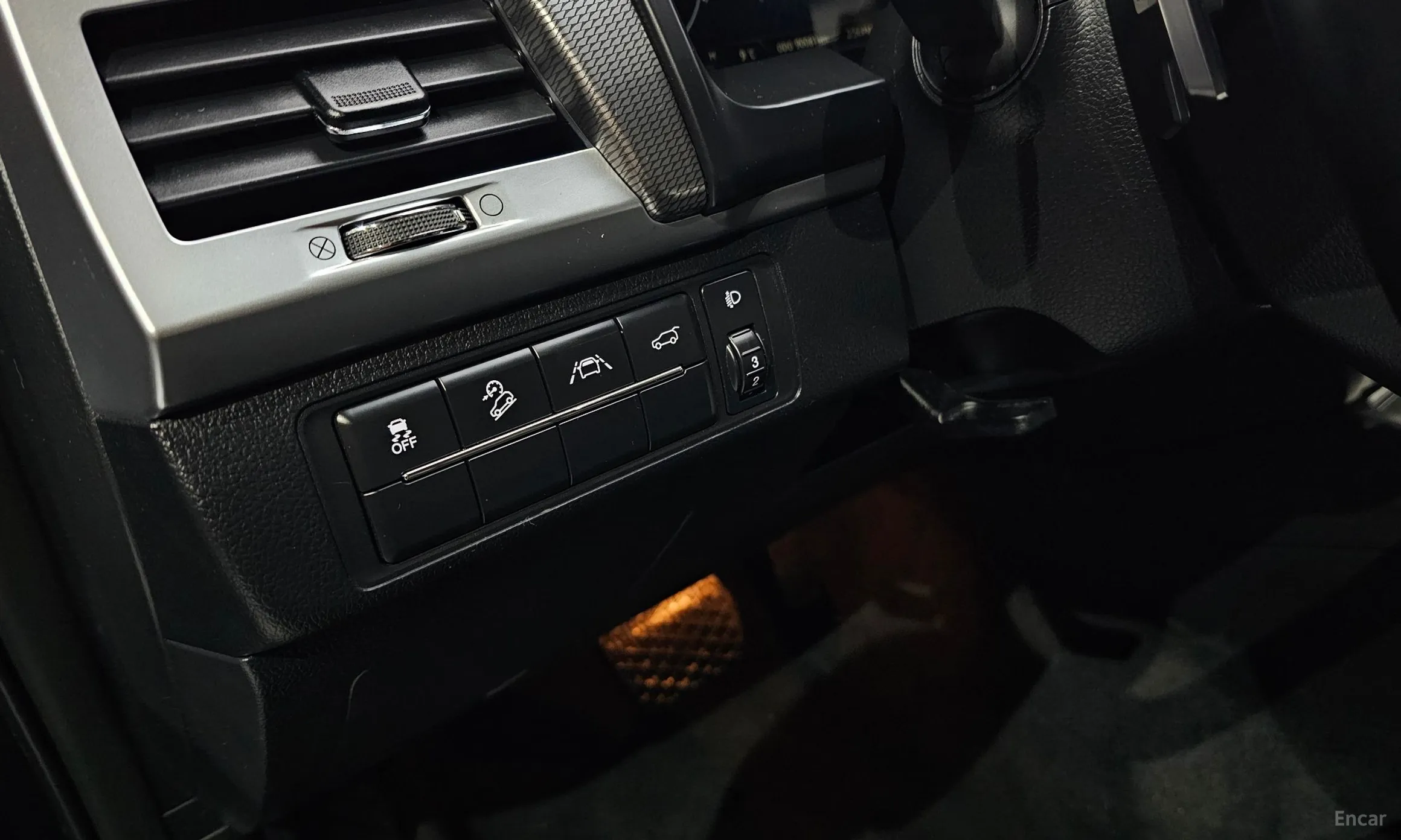 KG Mobility (SsangYong) Rexton превью 18
