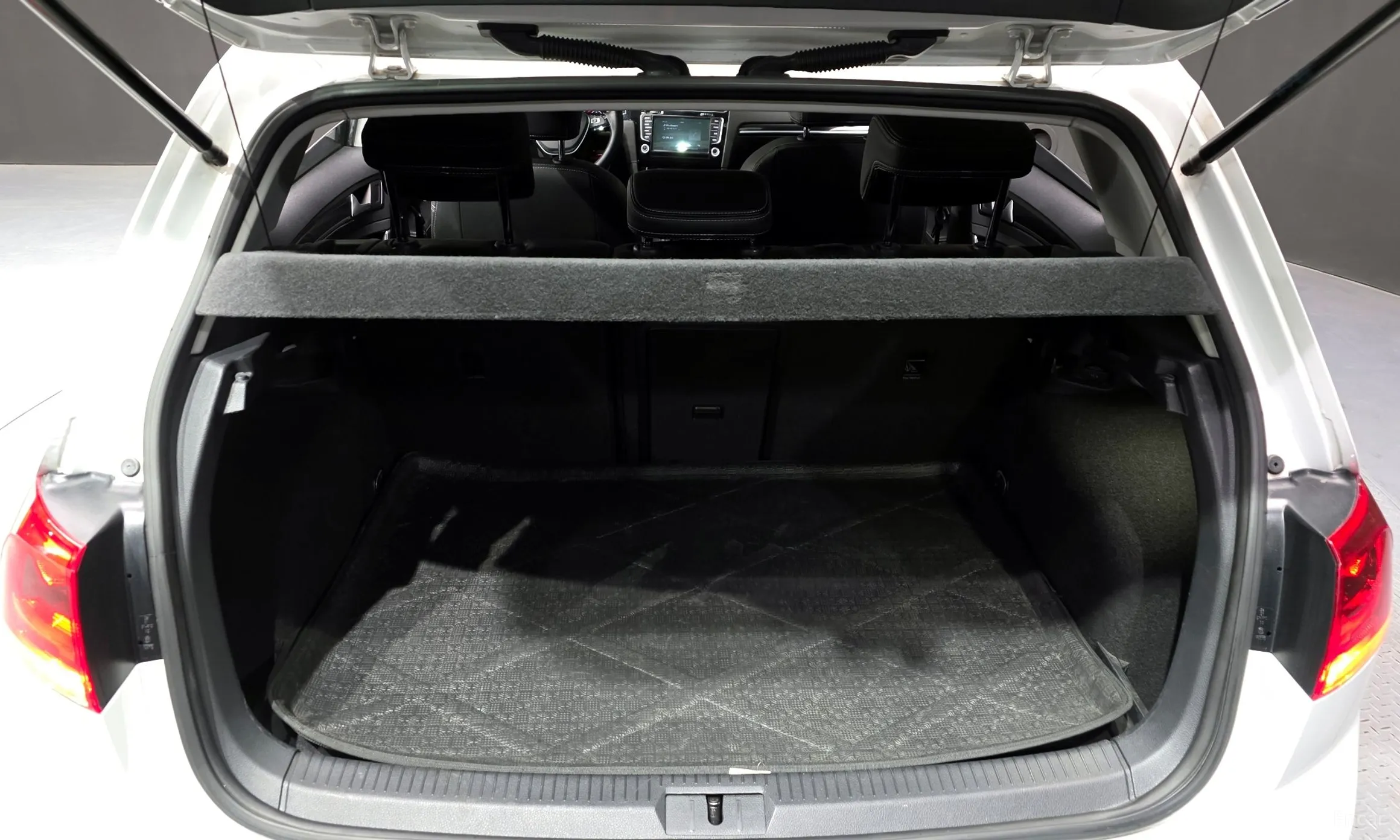 Volkswagen Golf 7th Generation превью 20