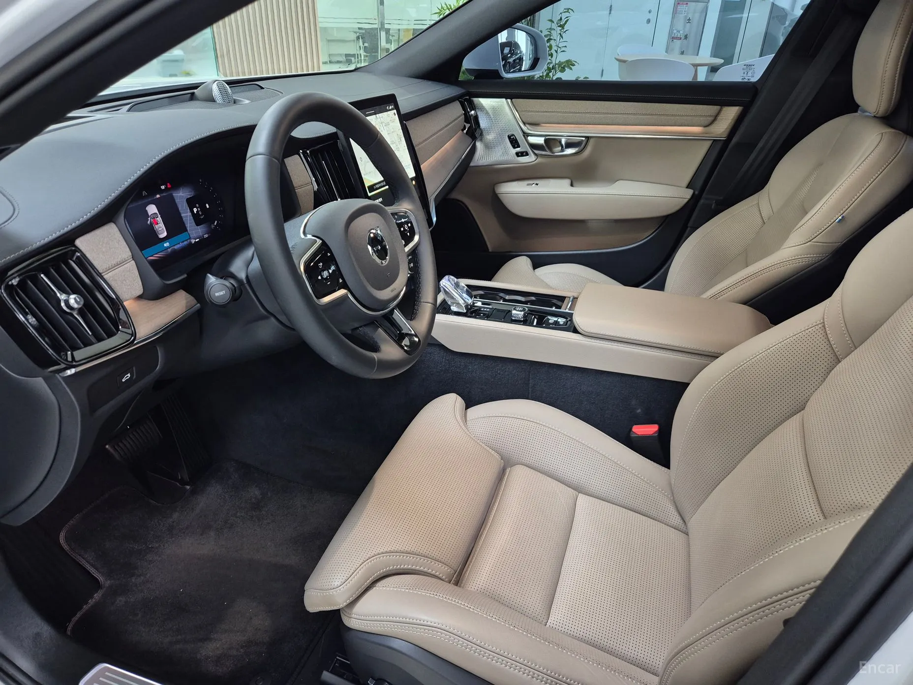 Volvo S90 превью 12