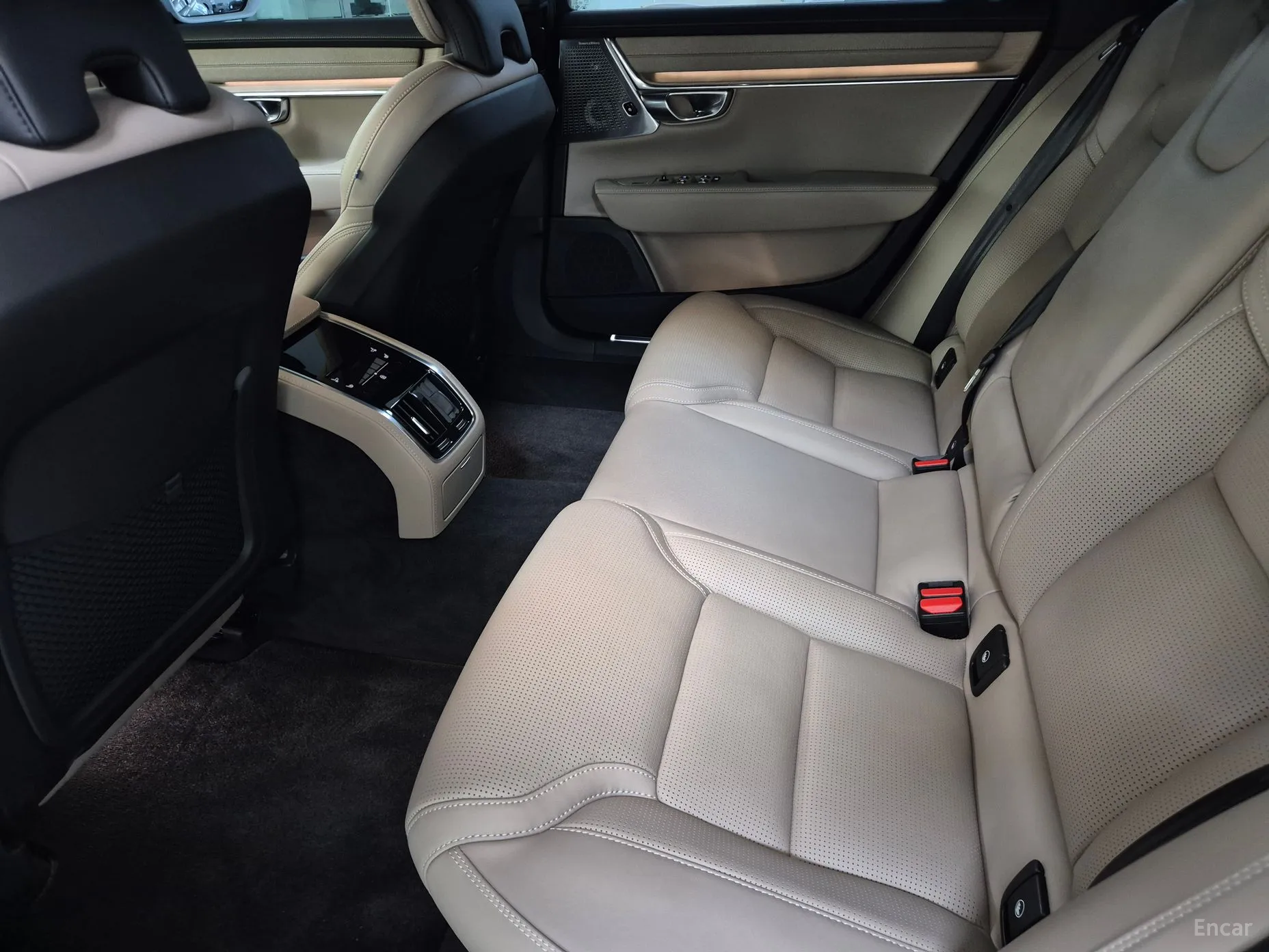 Volvo S90 превью 13