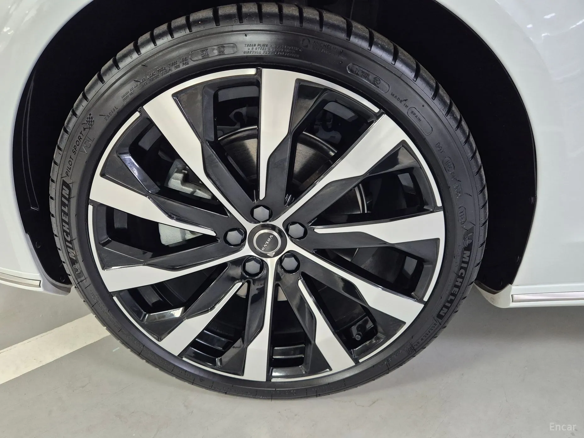 Volvo S90 превью 5