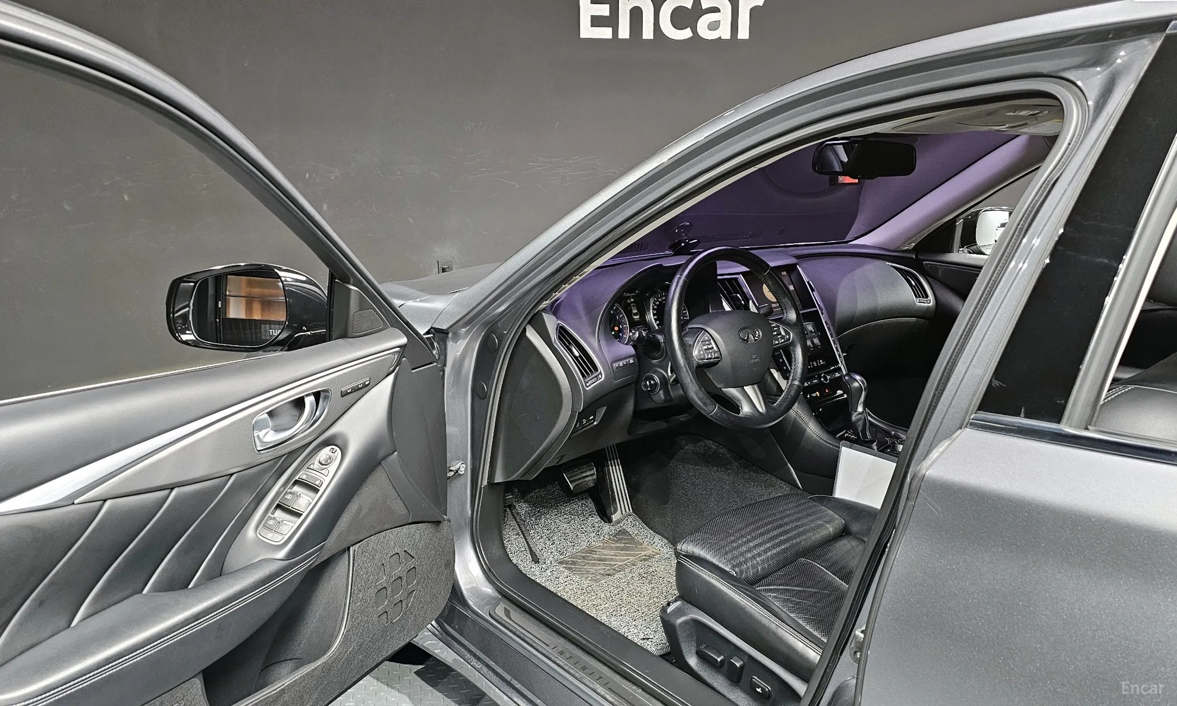 Infiniti Q50 превью 11