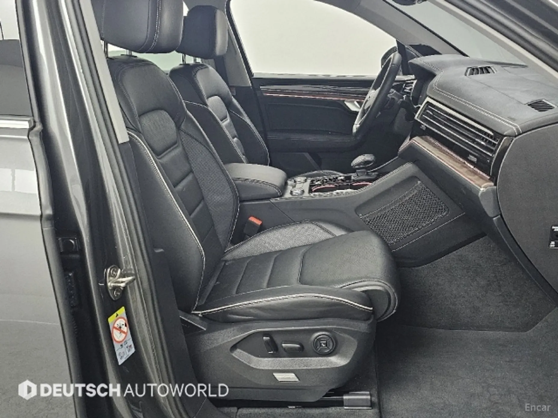 Volkswagen Touareg 3rd Generation превью 10