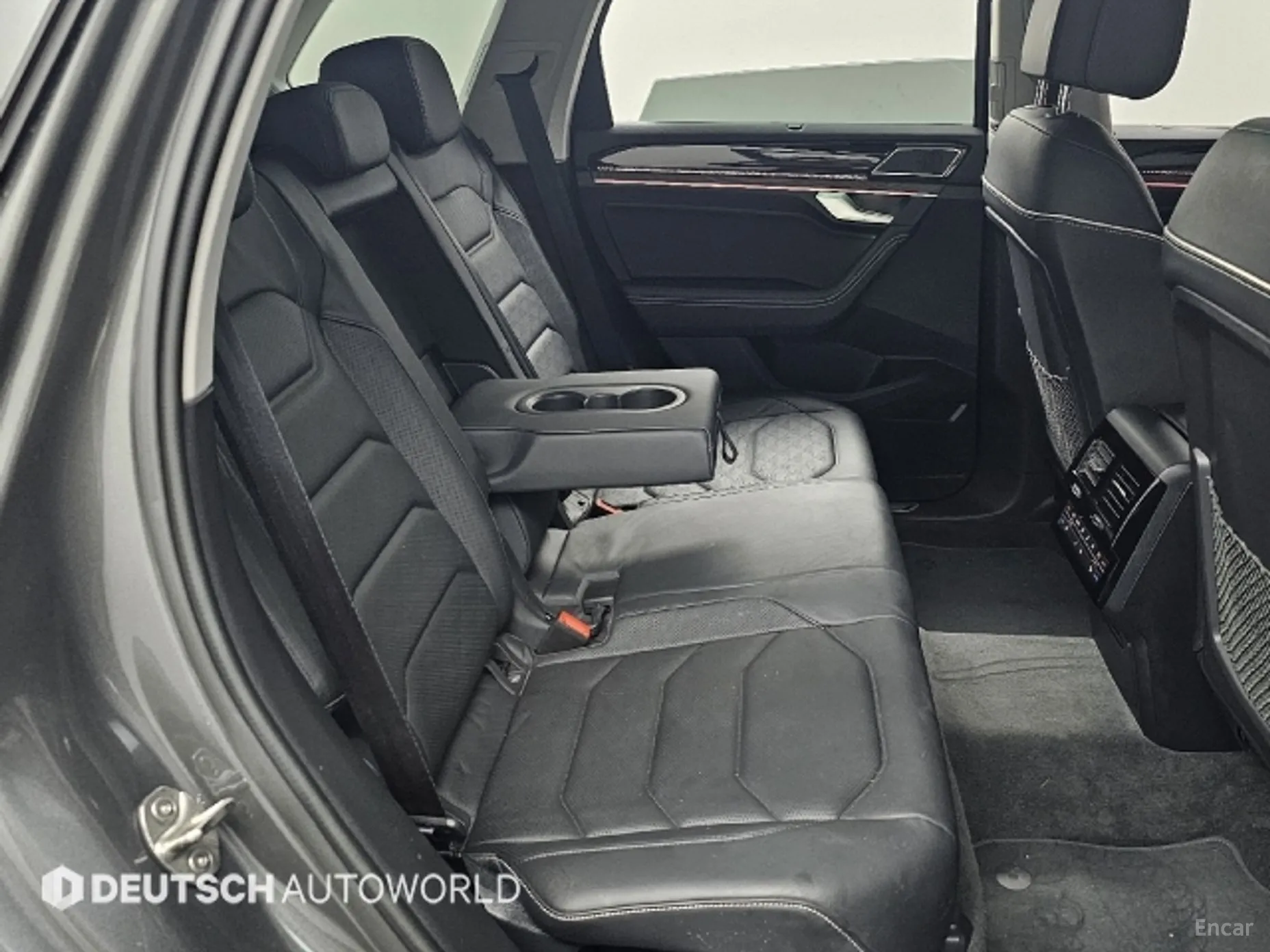 Volkswagen Touareg 3rd Generation превью 12