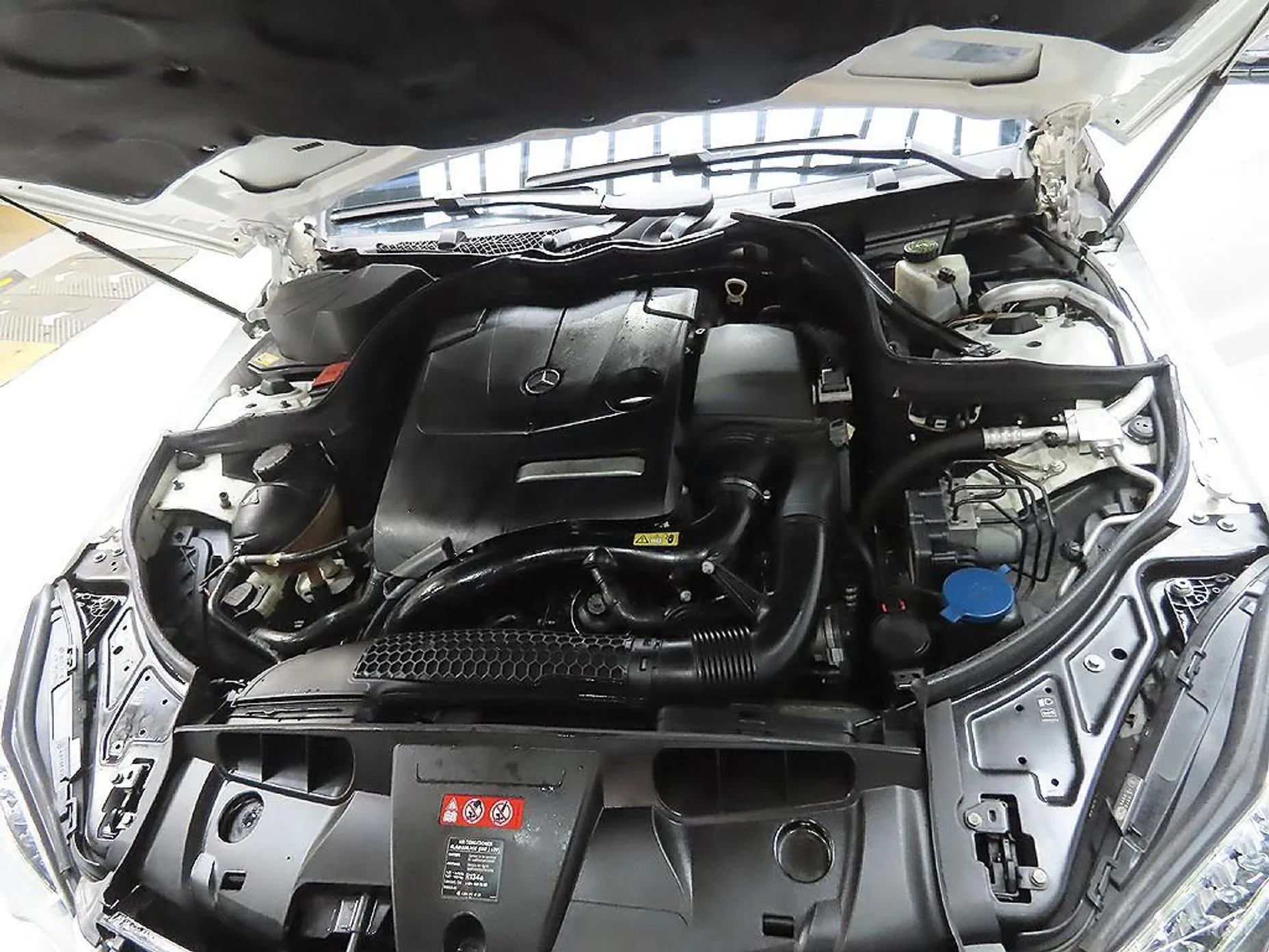 Mercedes Benz E-Class W212 превью 6