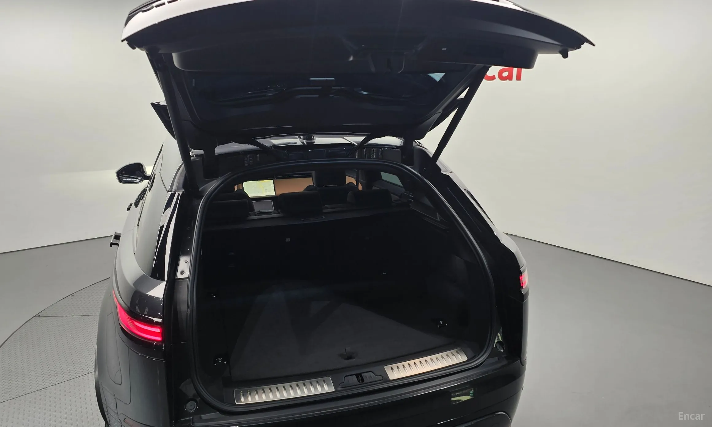 Land Rover Range Rover Bella превью 20