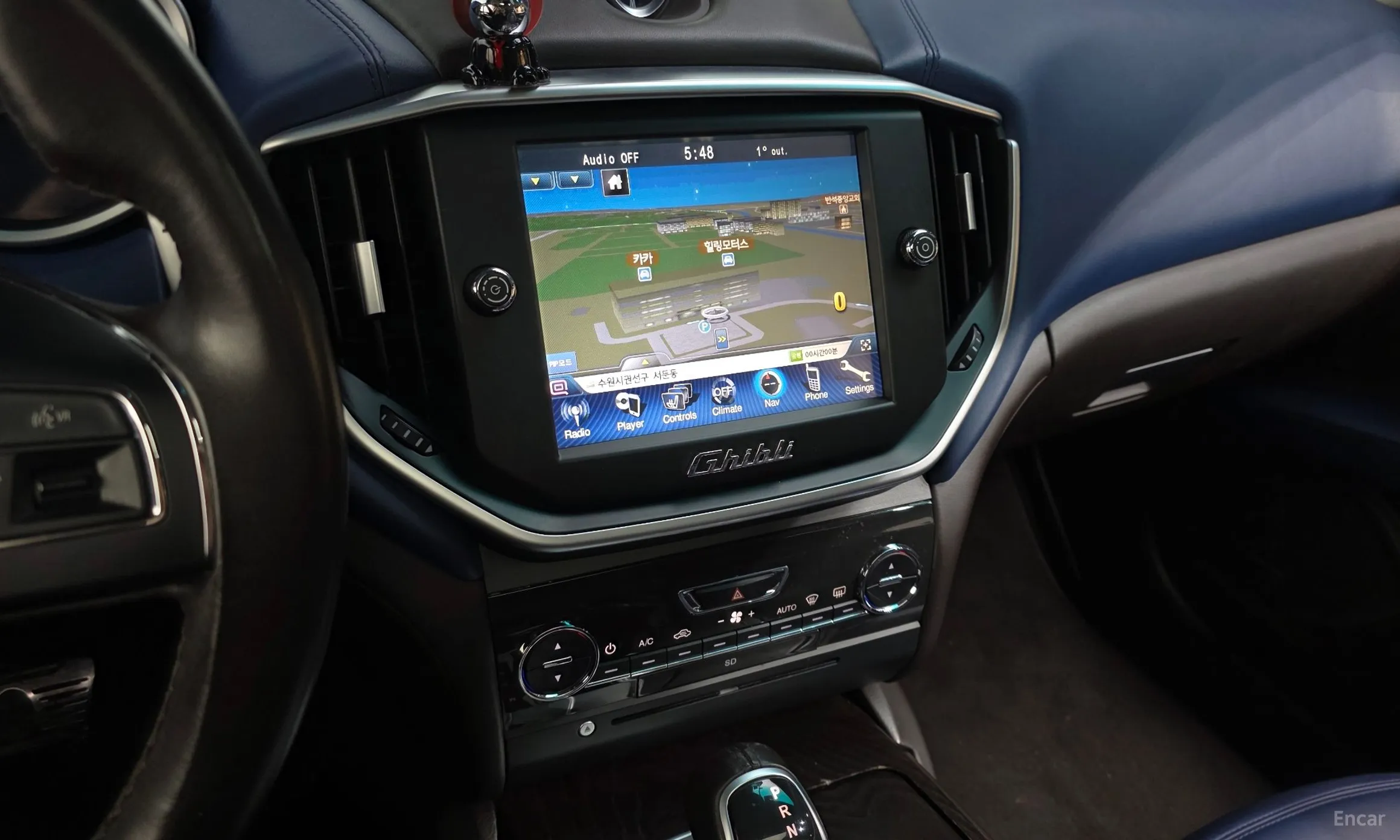 Maserati Ghibli превью 14