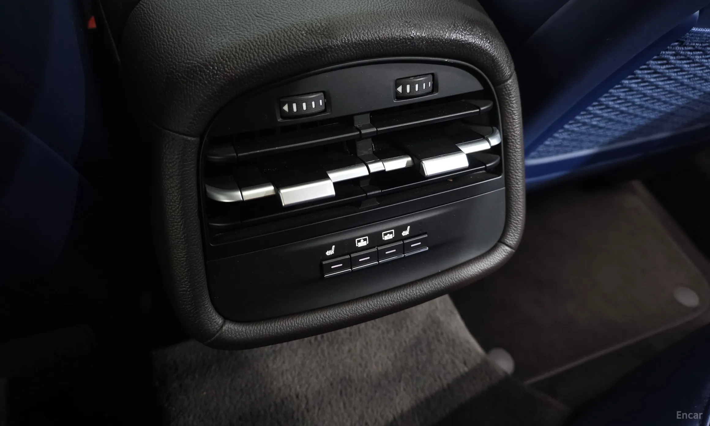 Maserati Ghibli превью 19