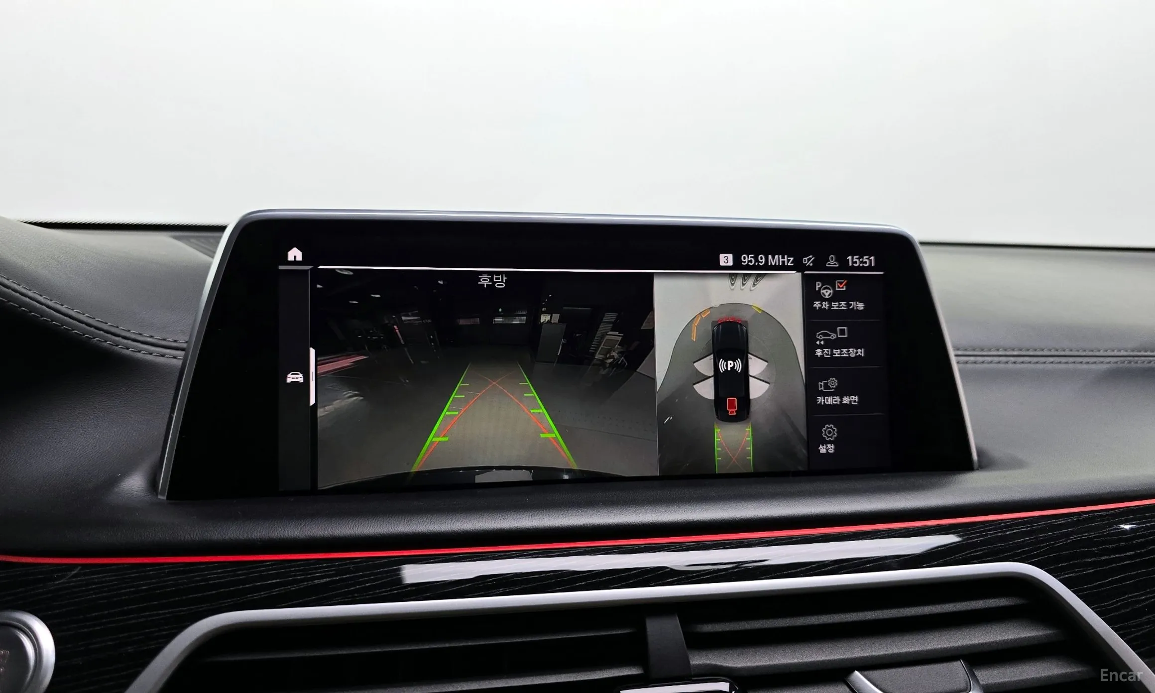 BMW 7 Series (G11) превью 16
