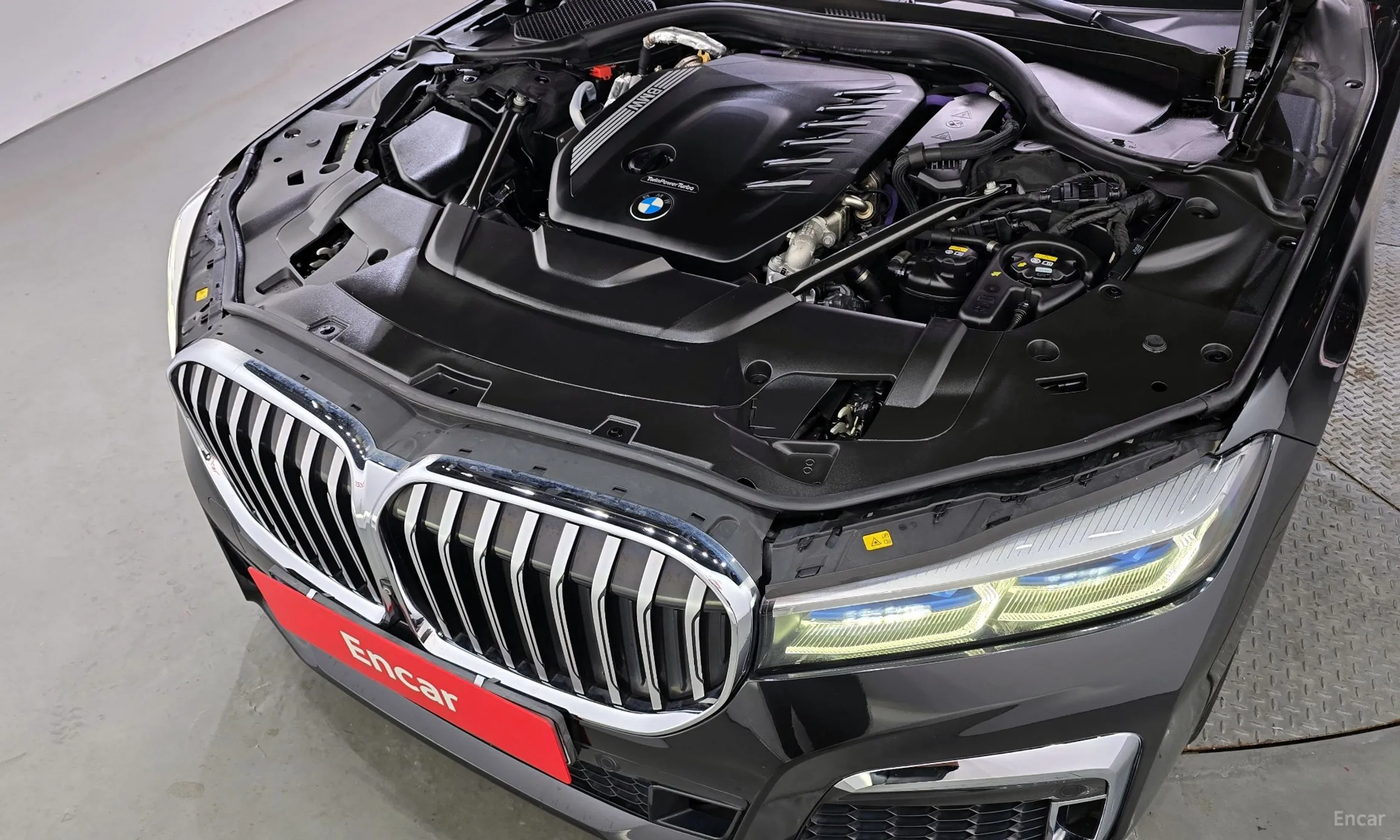BMW 7 Series (G11) превью 6