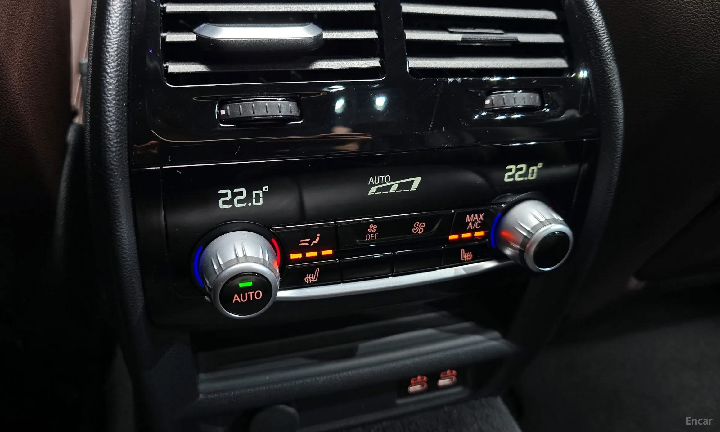 BMW 5 Series (G30) превью 17