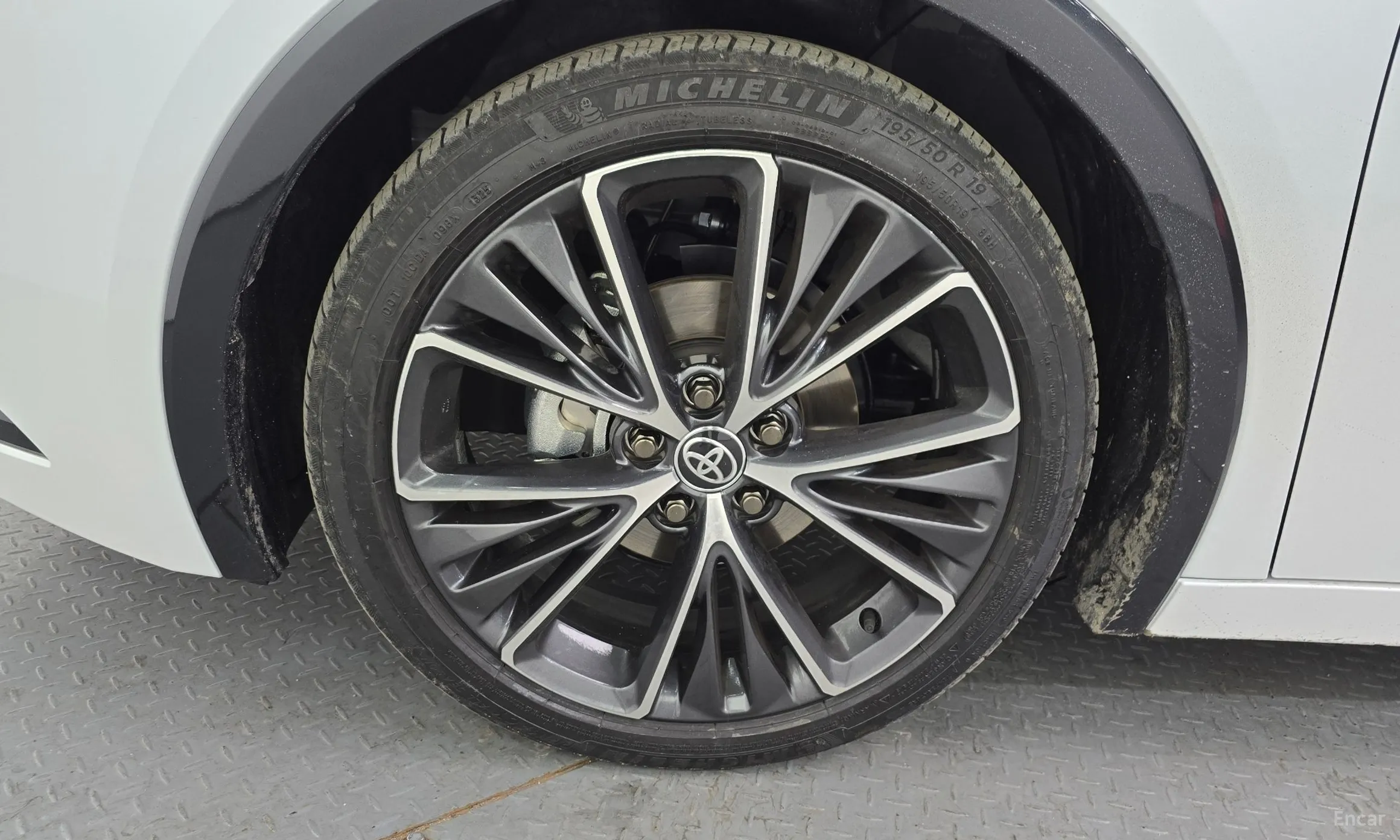Toyota Prius 5th Generation превью 5