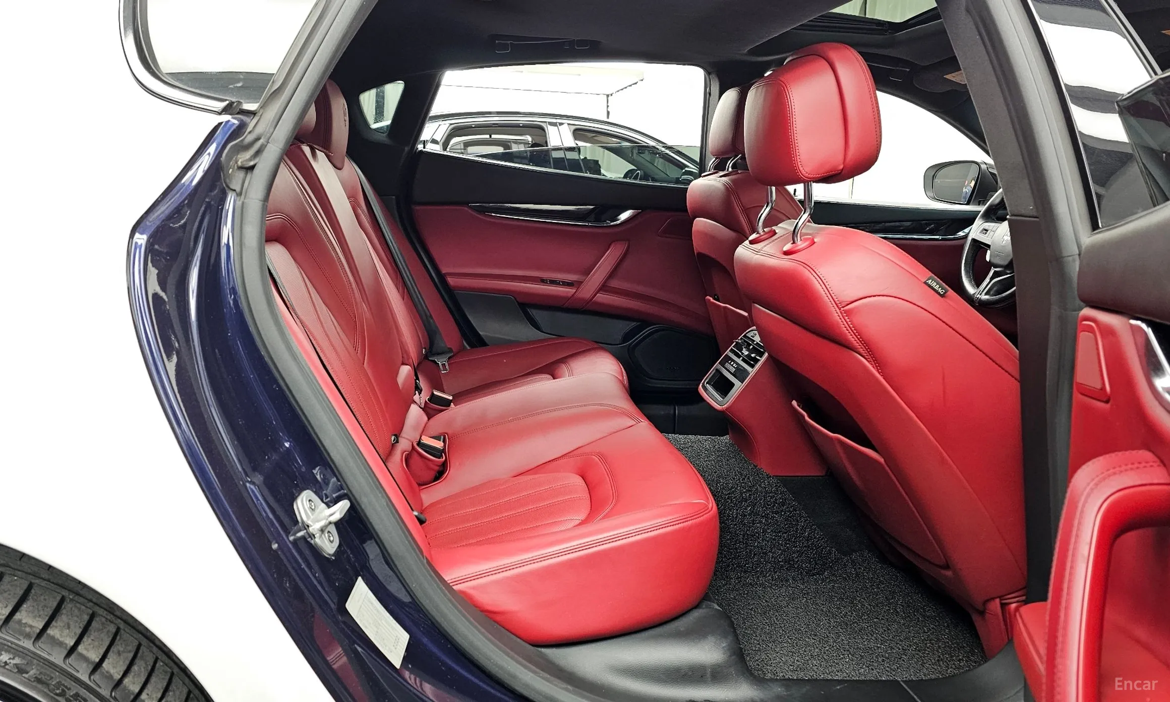 Maserati Quattroporte превью 12